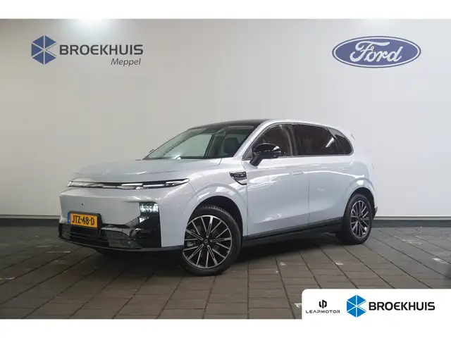 Leapmotor B10