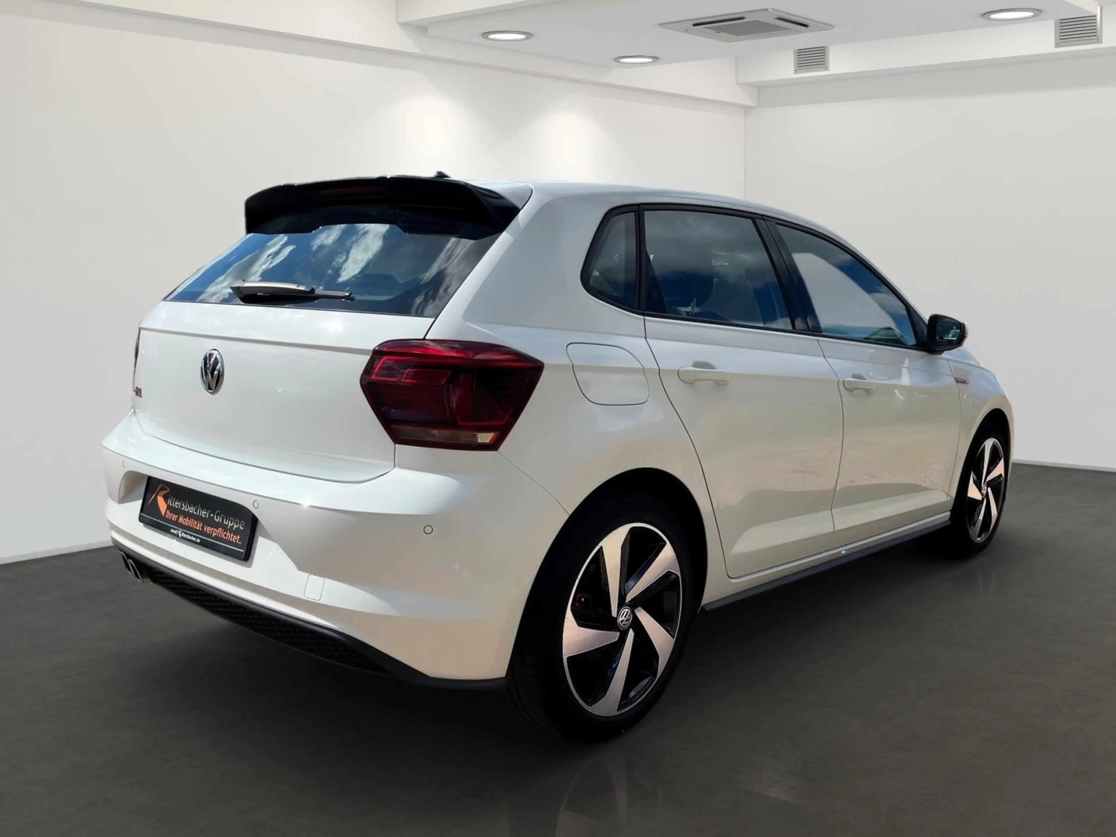 Volkswagen Polo GTI DSG — photo 5