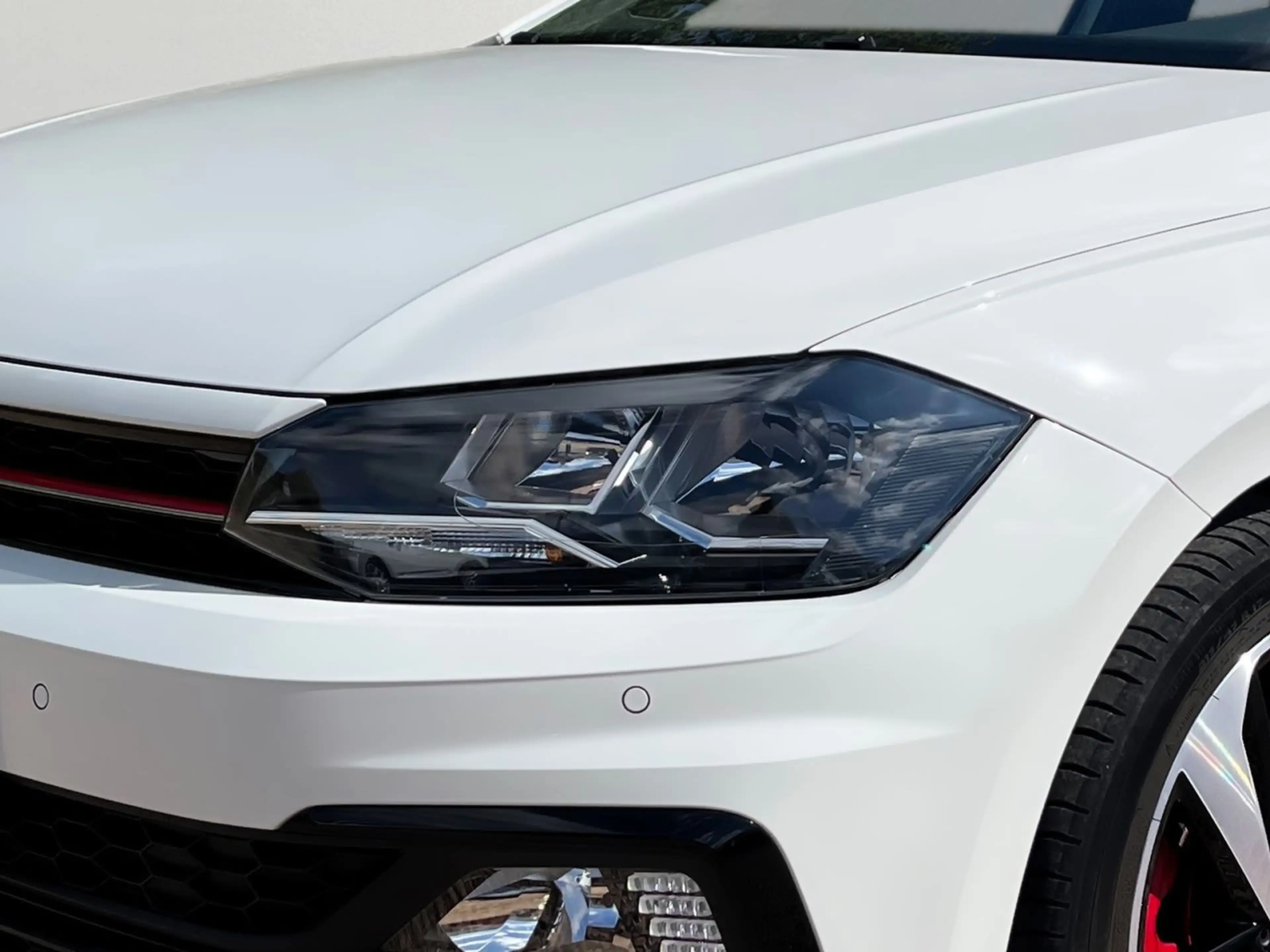 Volkswagen Polo GTI DSG — photo 8
