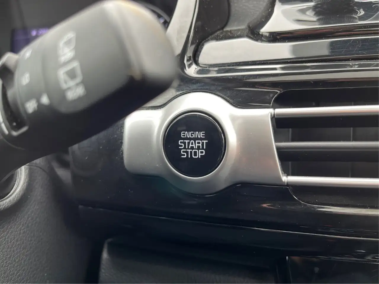 Kia Seltos снимка Kia Seltos