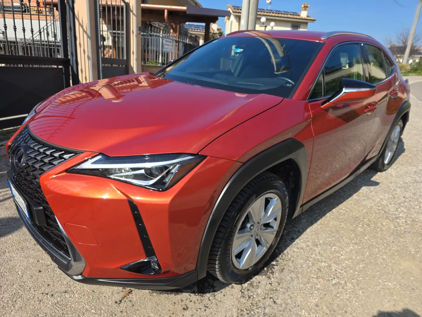 Lexus UX 200 UX+2020+250h+2.0+Business+2wd+cvt+my20 Portocaliu - 2