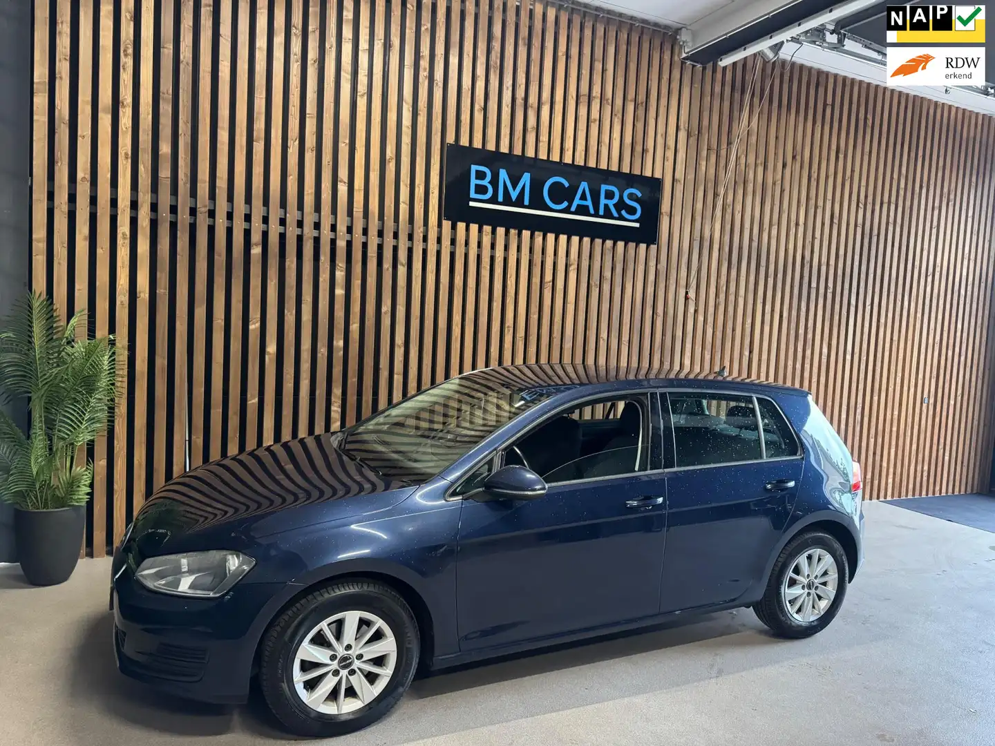 Volkswagen Golf 1.2 TSI Comfortline Airco, 1e Eigenaar, Navigatie Bleu - 1