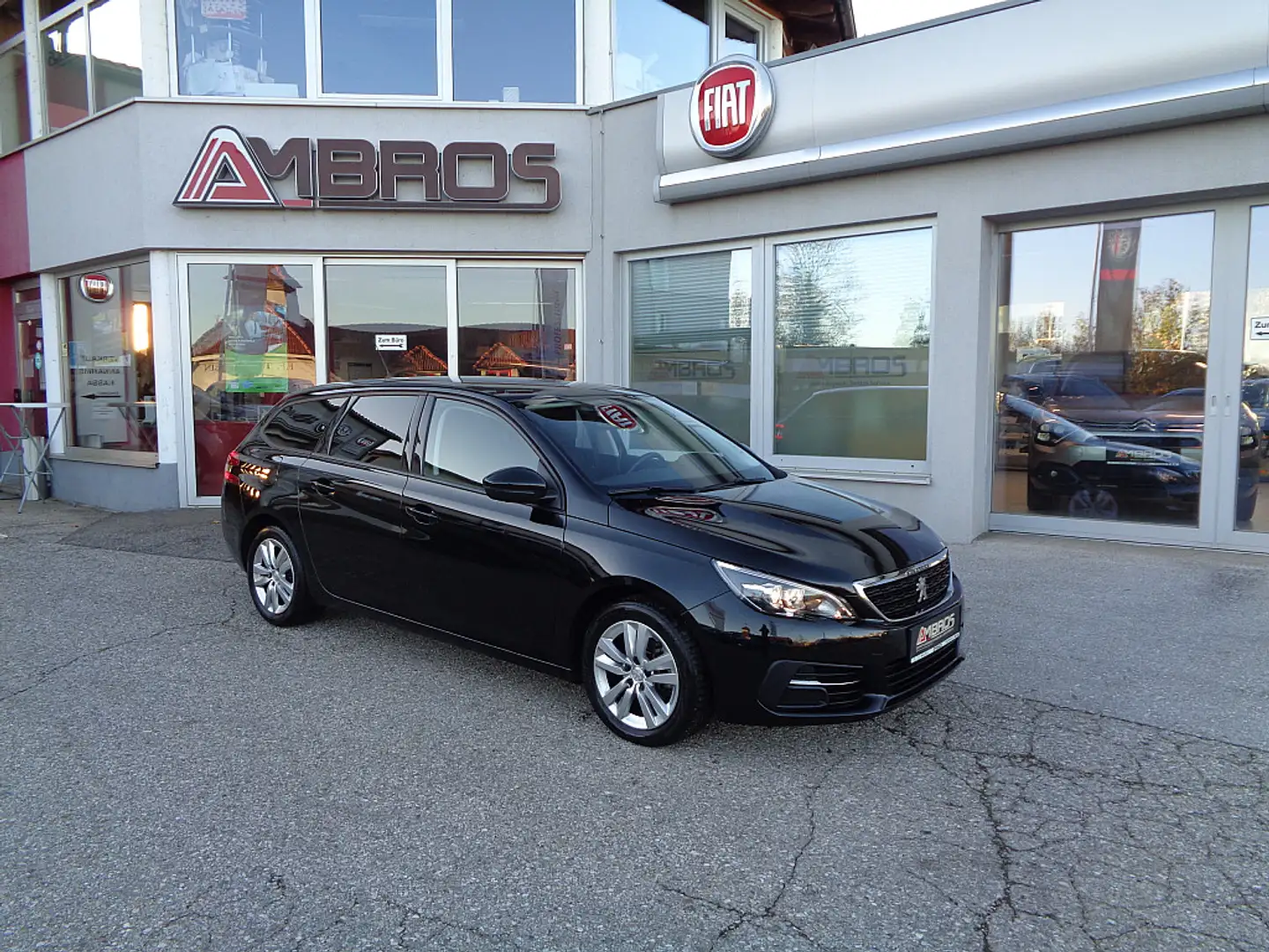 Peugeot 308 SW 1,5 BlueHDI 130 Active S&S TOP Nero - 2