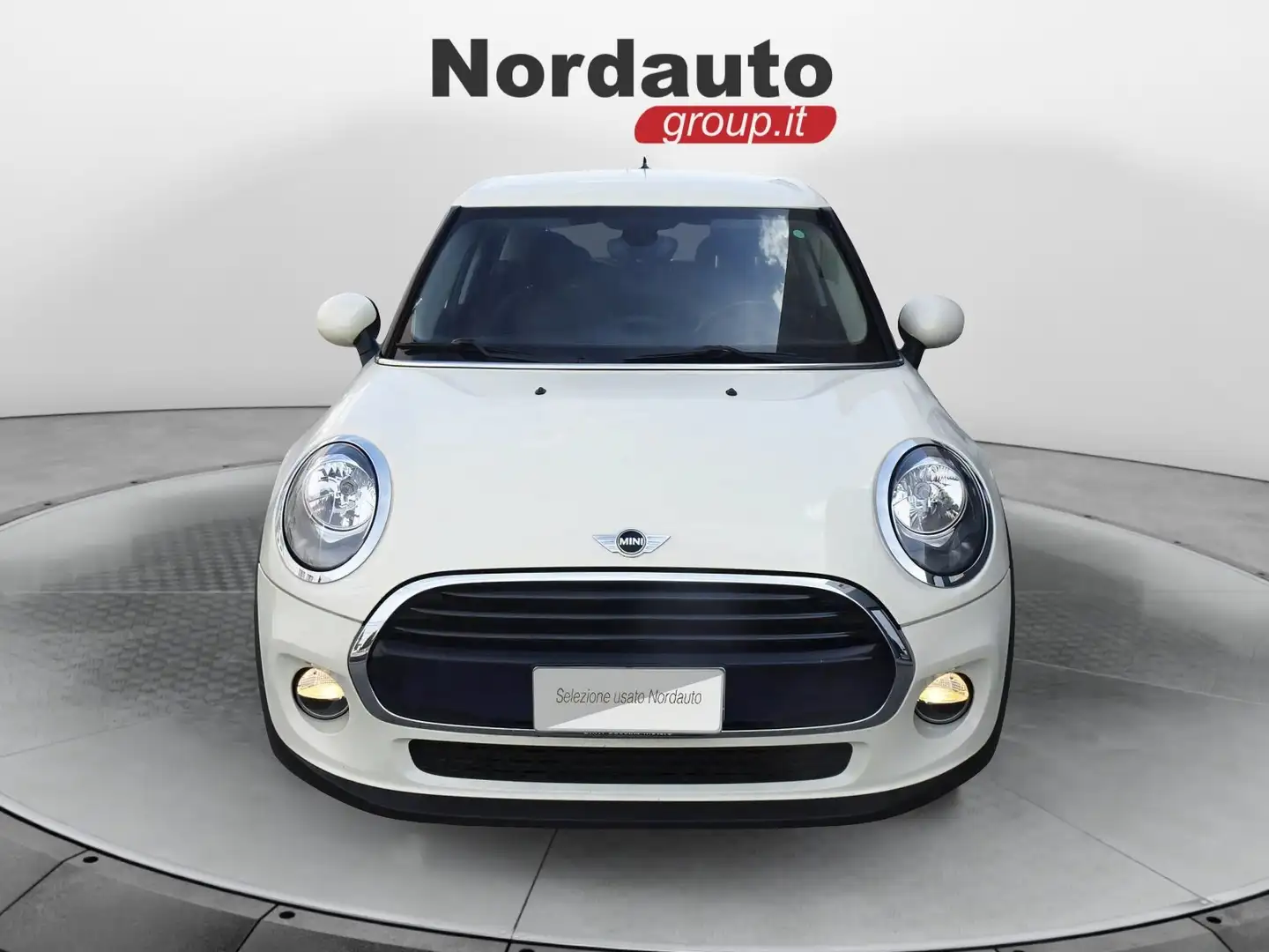 MINI Cooper Mini 1.5 Cooper D Business XL 5 porte Weiß - 2