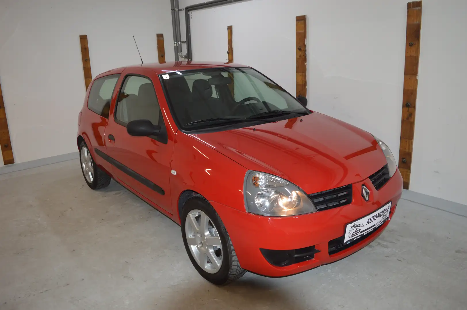 Renault Clio 1,2 TCE **2.Besitz**Klima**Pickerl 05/26** Rot - 1
