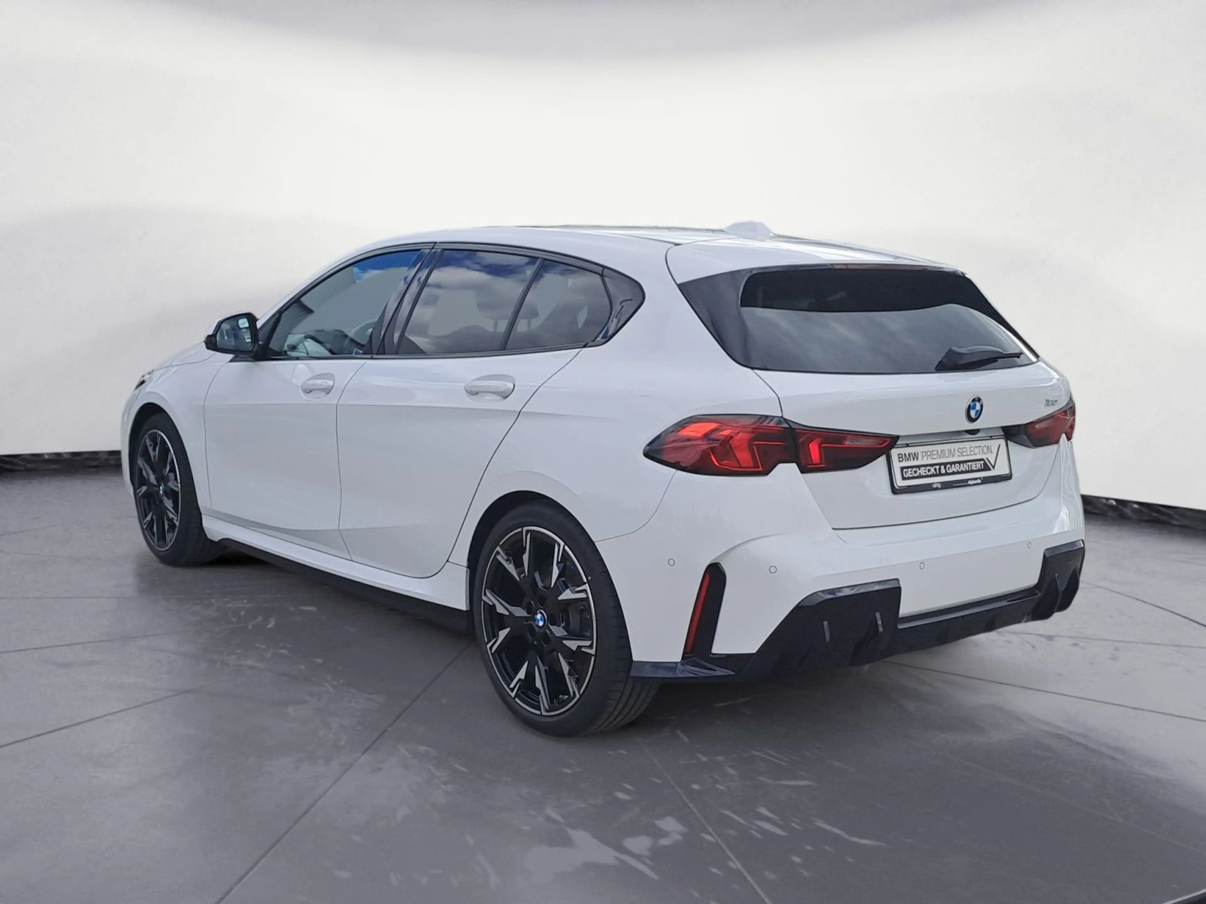 BMW 120 Steptronic M Sportpaket Panorama Klimaaut. — photo 5