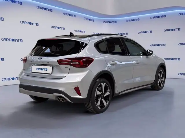 Ford Focus view 5