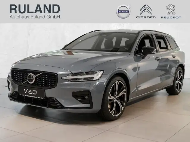 Volvo V60 Plus Dark B4 Diesel e Sitze ACC Rückfahrkam. Fernl