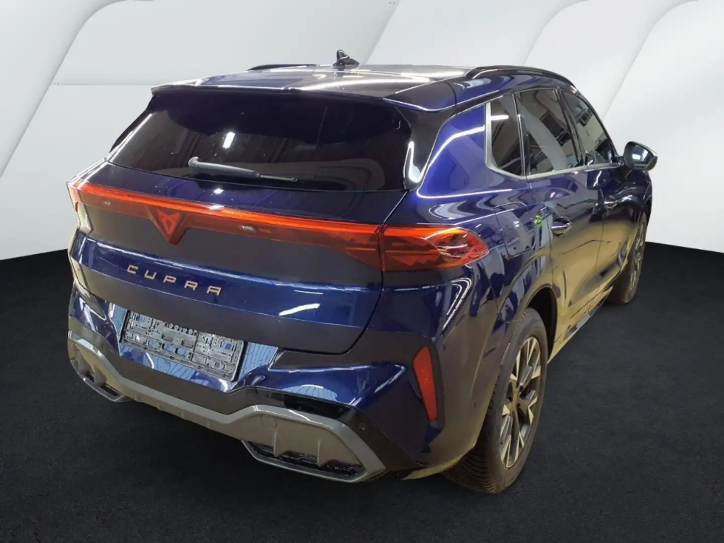 CUPRA Terramar 1.5 eTSI DSG NAVI PDC KAMERA SITZHZG KLIMA Blau - 2
