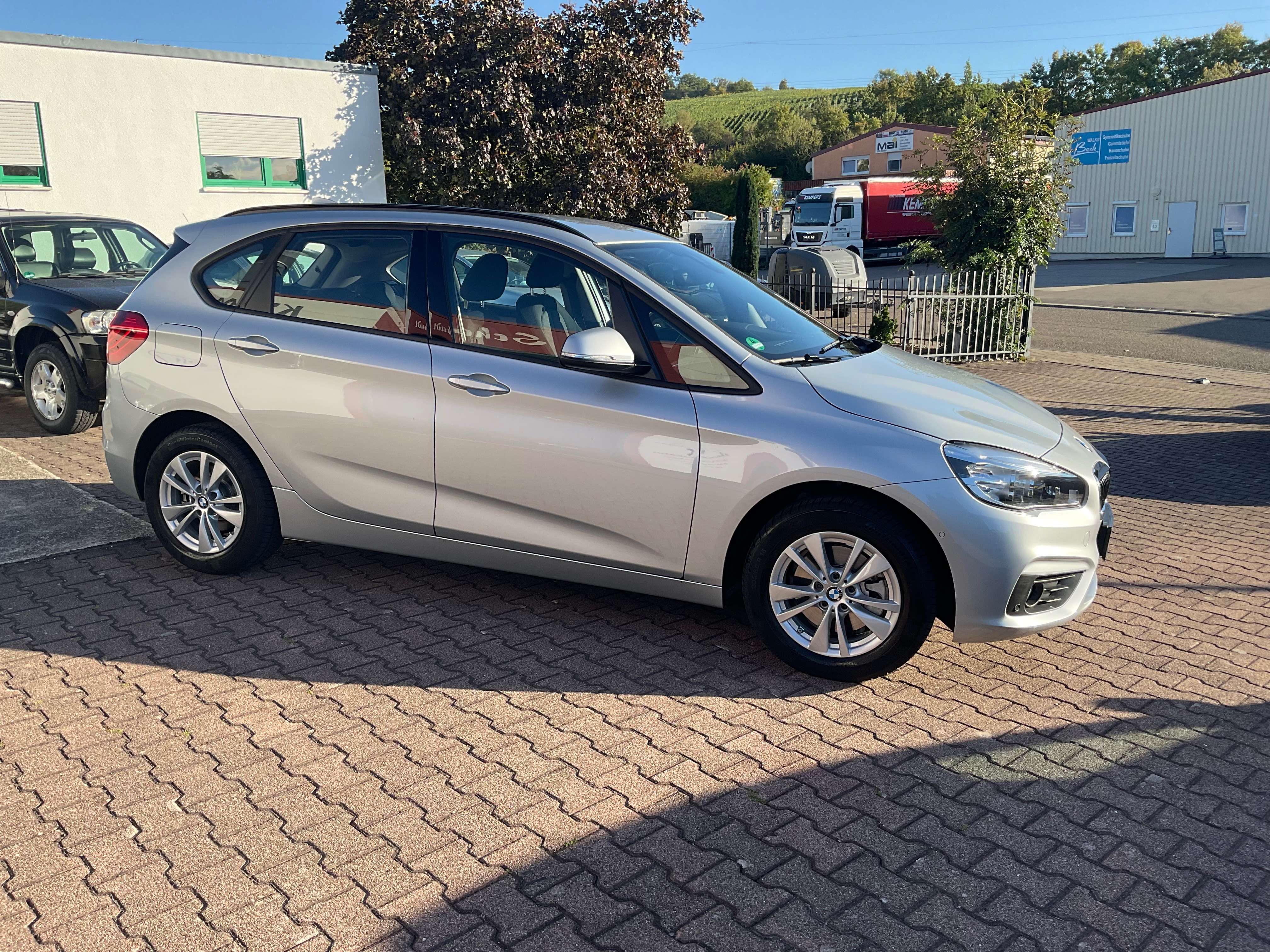 BMW 220