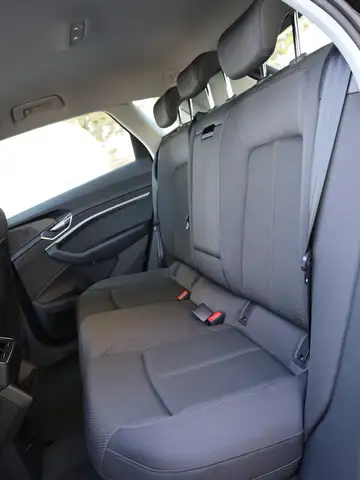 Audi E-Tron view 15