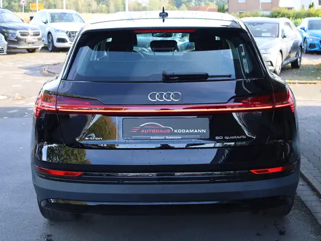 Audi E-Tron view 9