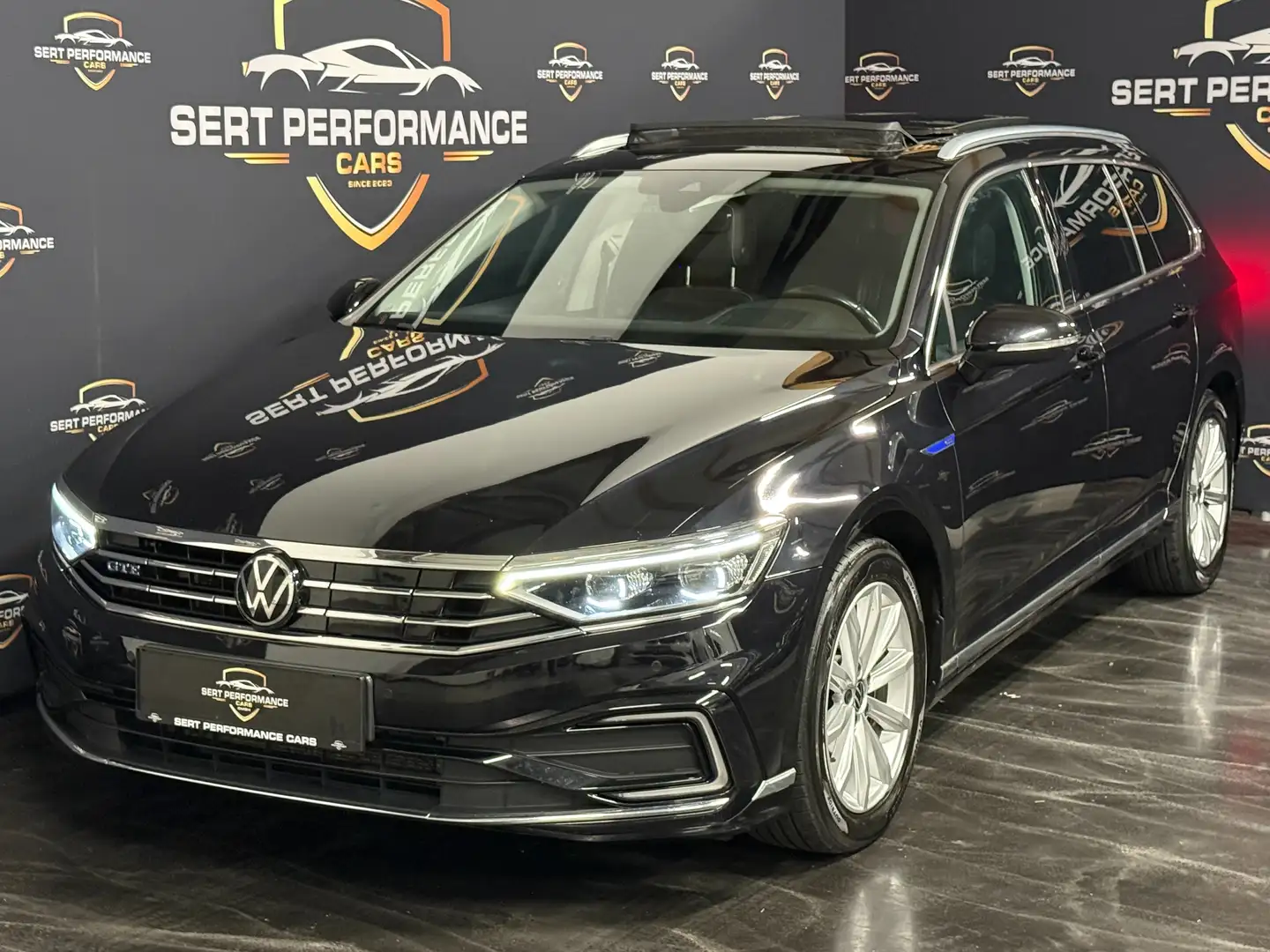 Volkswagen Passat Variant GTE Highline Noir - 1