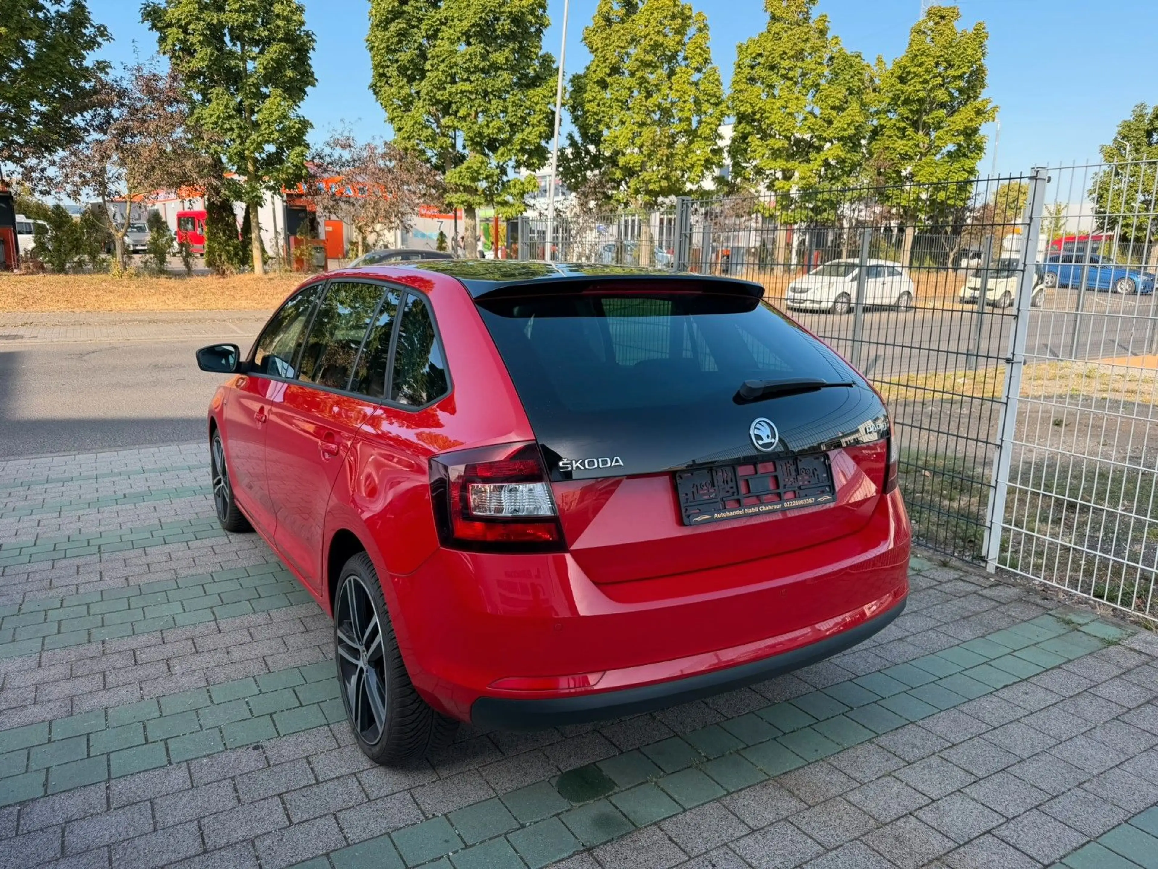 Skoda Rapid/Spaceback Spaceback Style Plus Panoramadach — photo 10