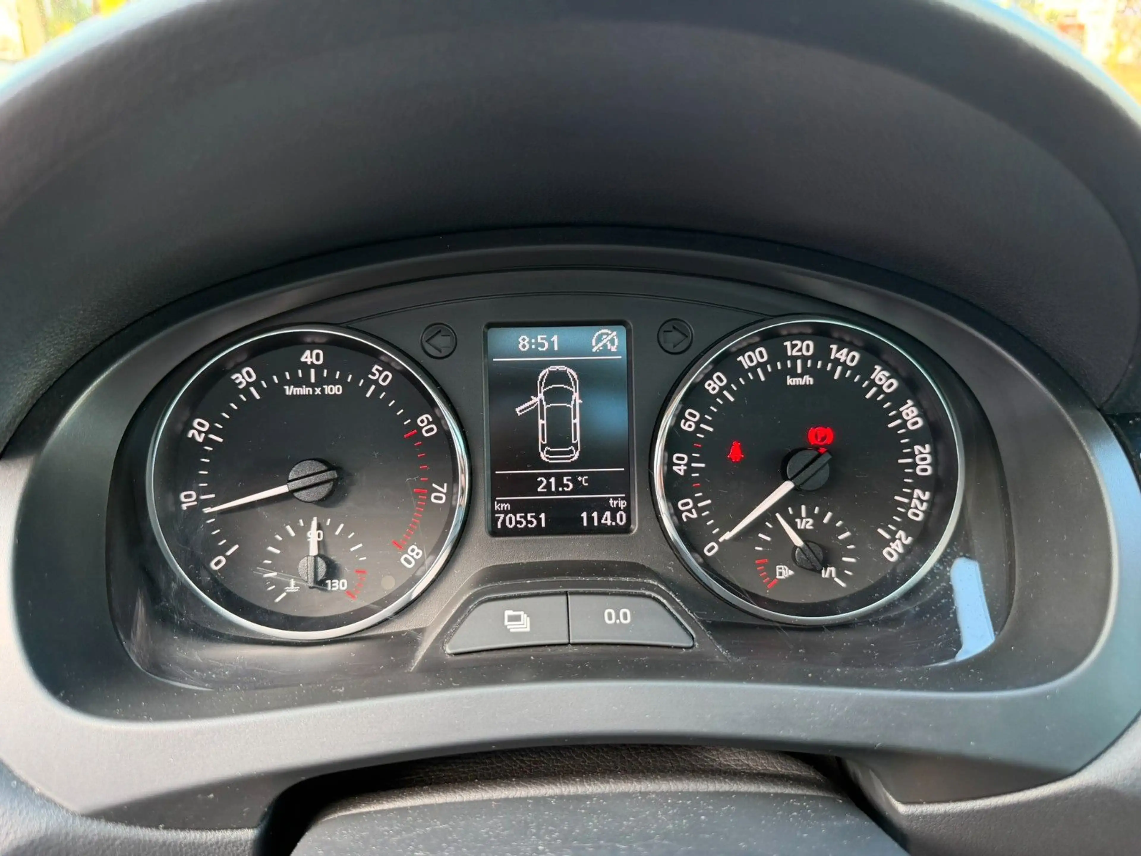 Skoda Rapid/Spaceback Spaceback Style Plus Panoramadach — photo 14