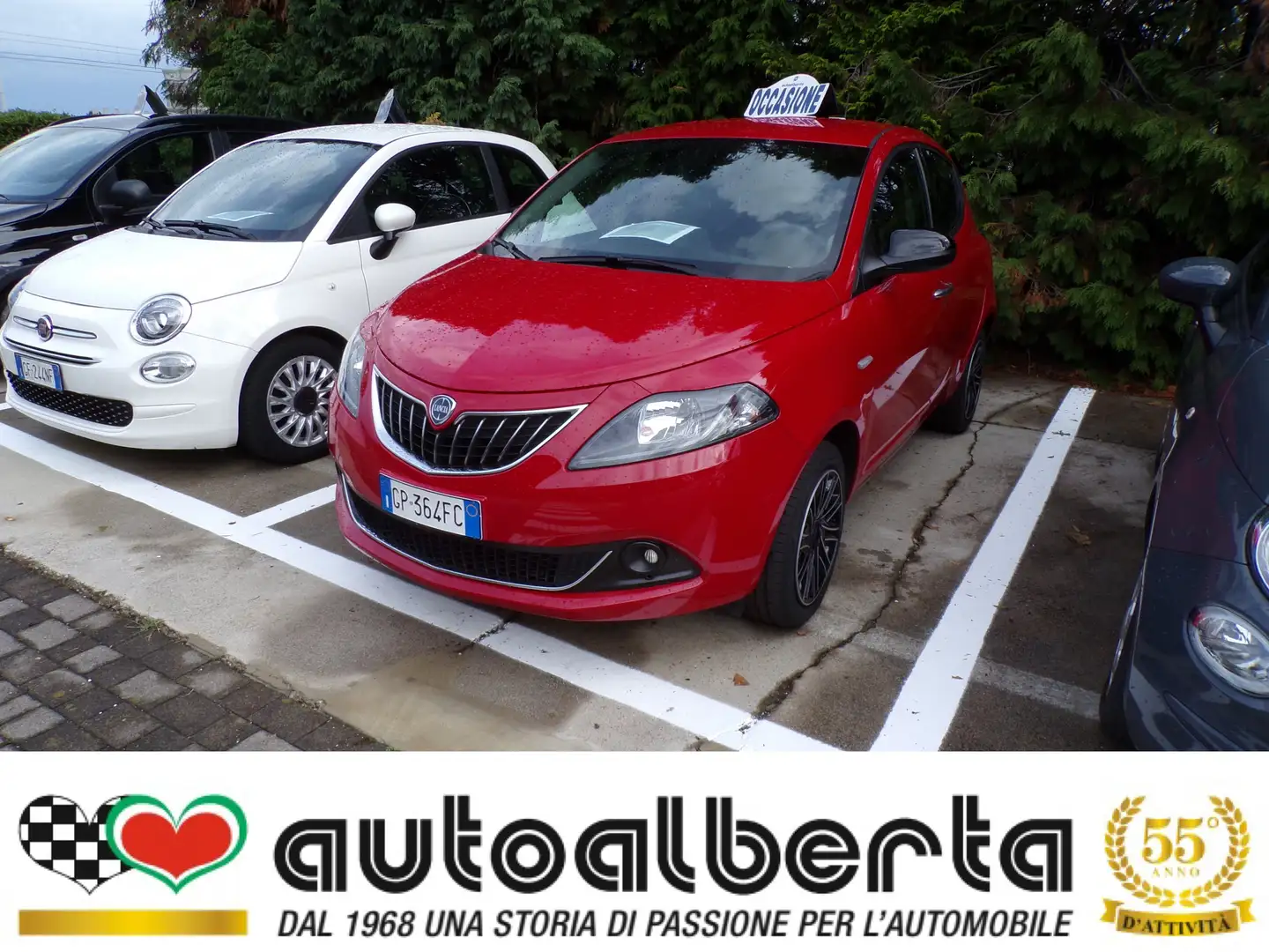 Lancia Ypsilon Gold Hybrid 1.0 firefly 70cv (KM. 21.215) Rojo - 1