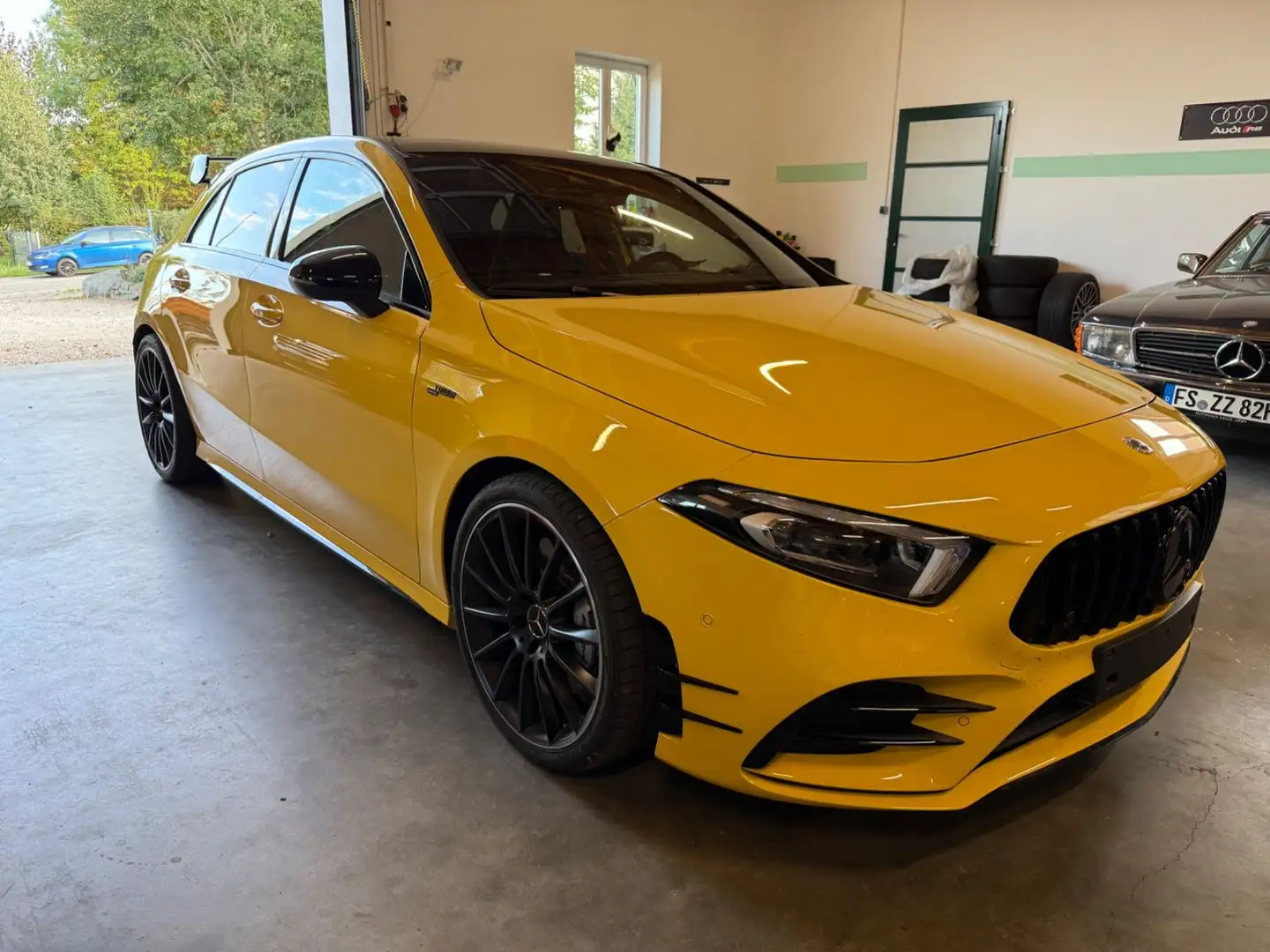 Mercedes-Benz A 35 AMG A -Klasse A 35 AMG 4Matic Gelb - 2