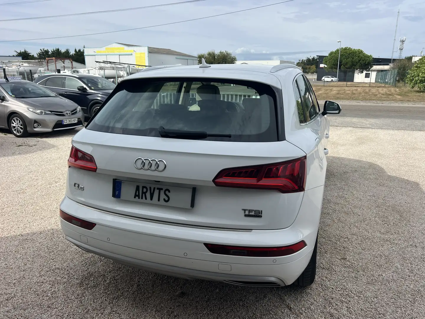 Audi Q5 2.0 TFSI 252 S tronic 7 Quattro Design Luxe - 2