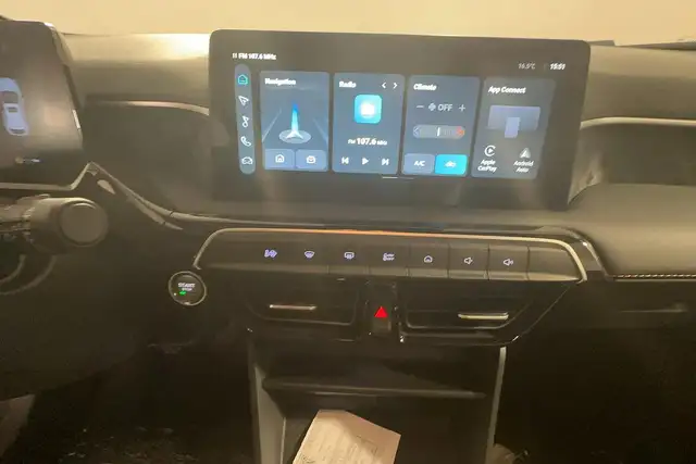 MG MG3 view 9