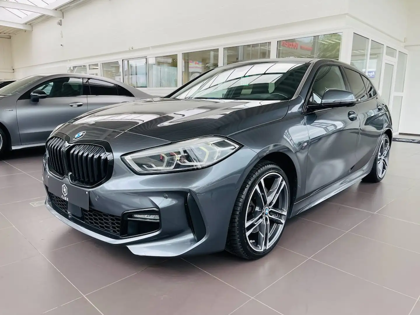BMW 116 dA ** GARANTIE + PACK M + COCKPIT + LED + GPS ** Gris - 1