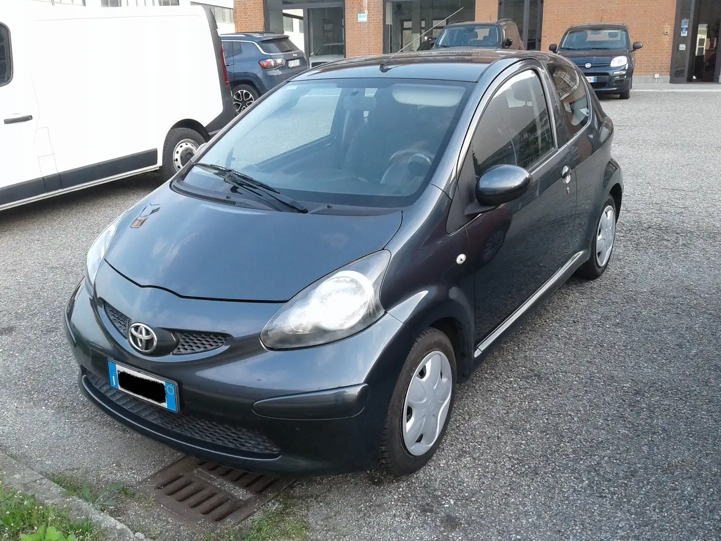 Toyota Aygo Aygo 3p 1.0 Sol m-mt Szürke - 1