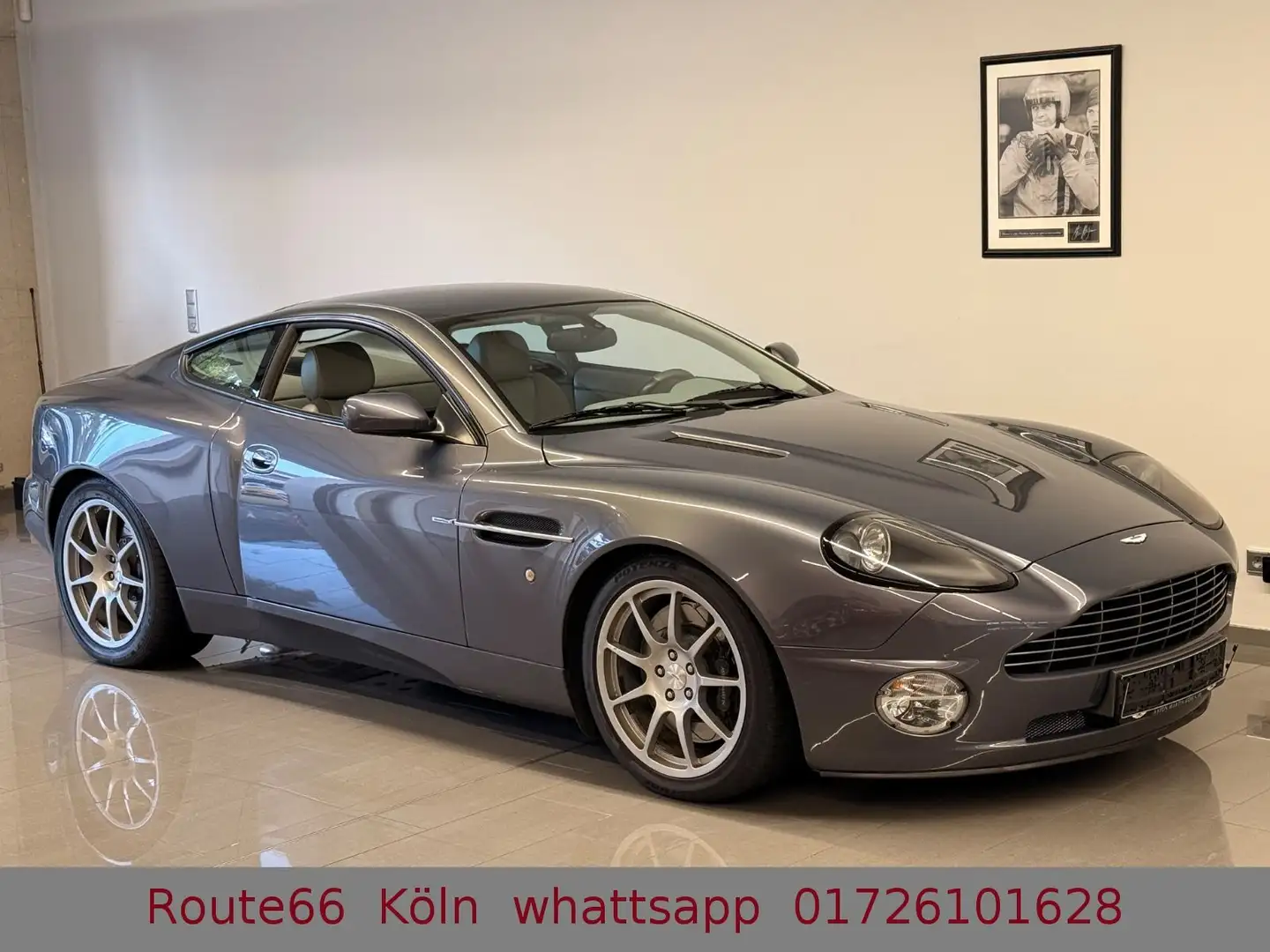 Aston Martin Vanquish V12 .Dt.Auto.Tüv Neu,SHG Grau - 1