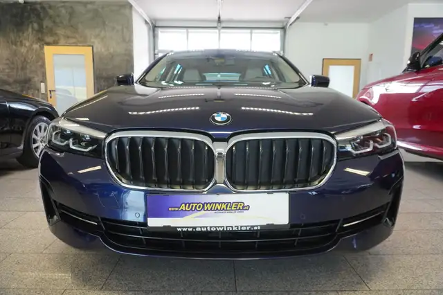 BMW 5 Series view 2