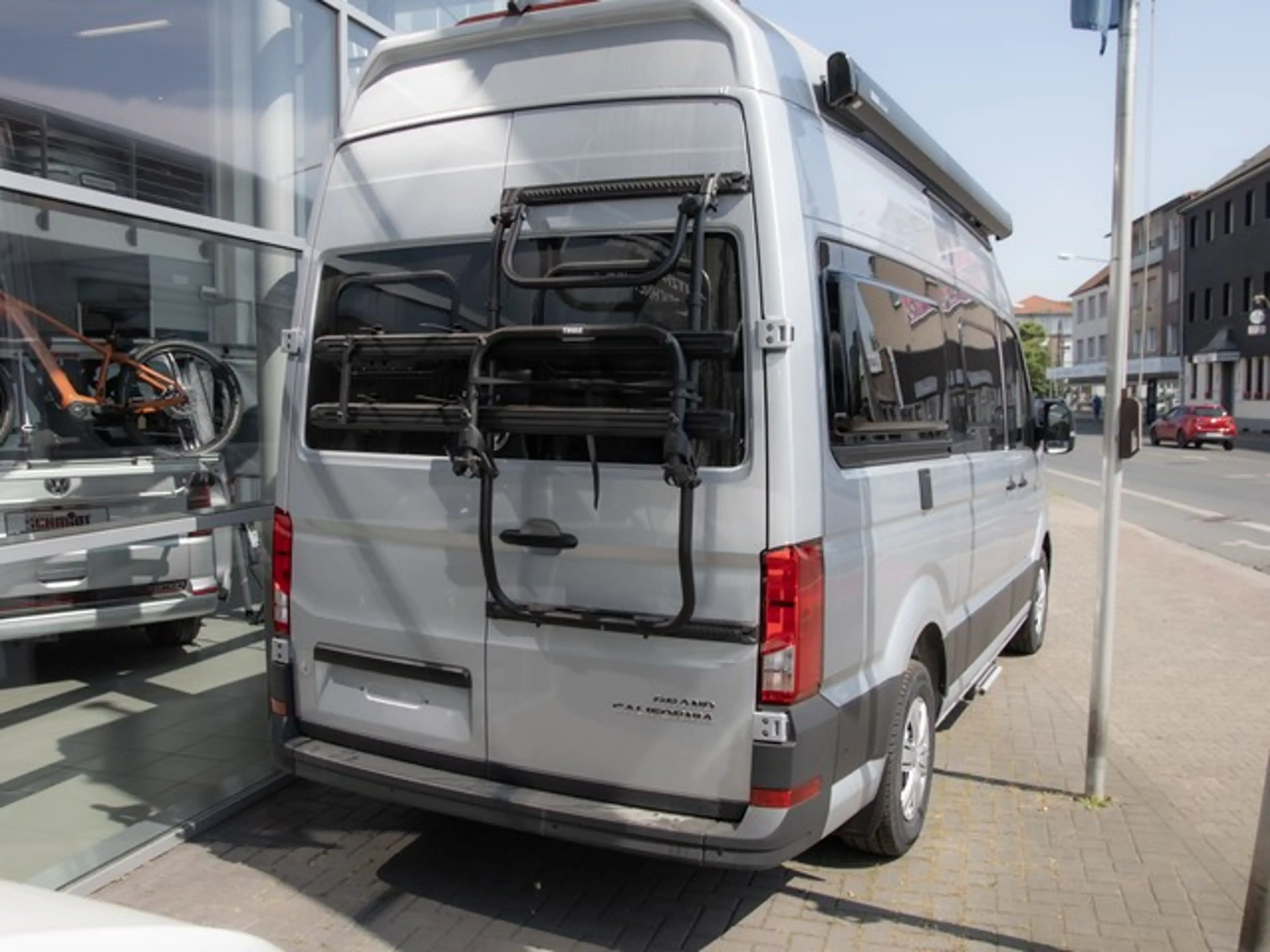 Volkswagen Grand California 600 LED-NAV-ACC-KAMERA-HOCHBETT-GJR — photo 2
