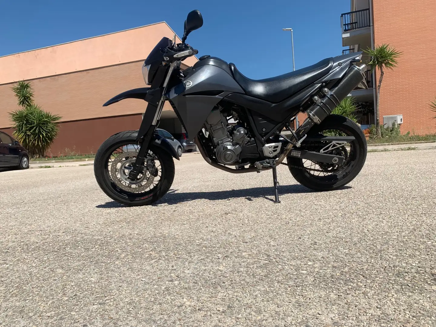 Yamaha XT 660 x Negro - 2