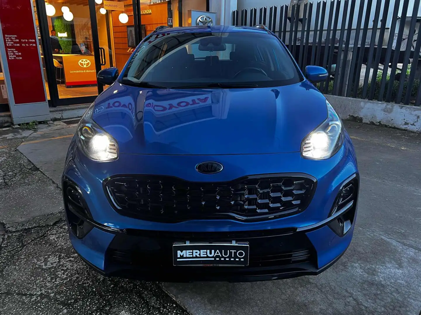 Kia Sportage 1.6 CRDI 136 DCT7 2WD Mild Hybrid Black Edition Blu/Azzurro - 2