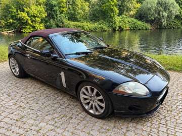 4.2L V8 Cabriolet