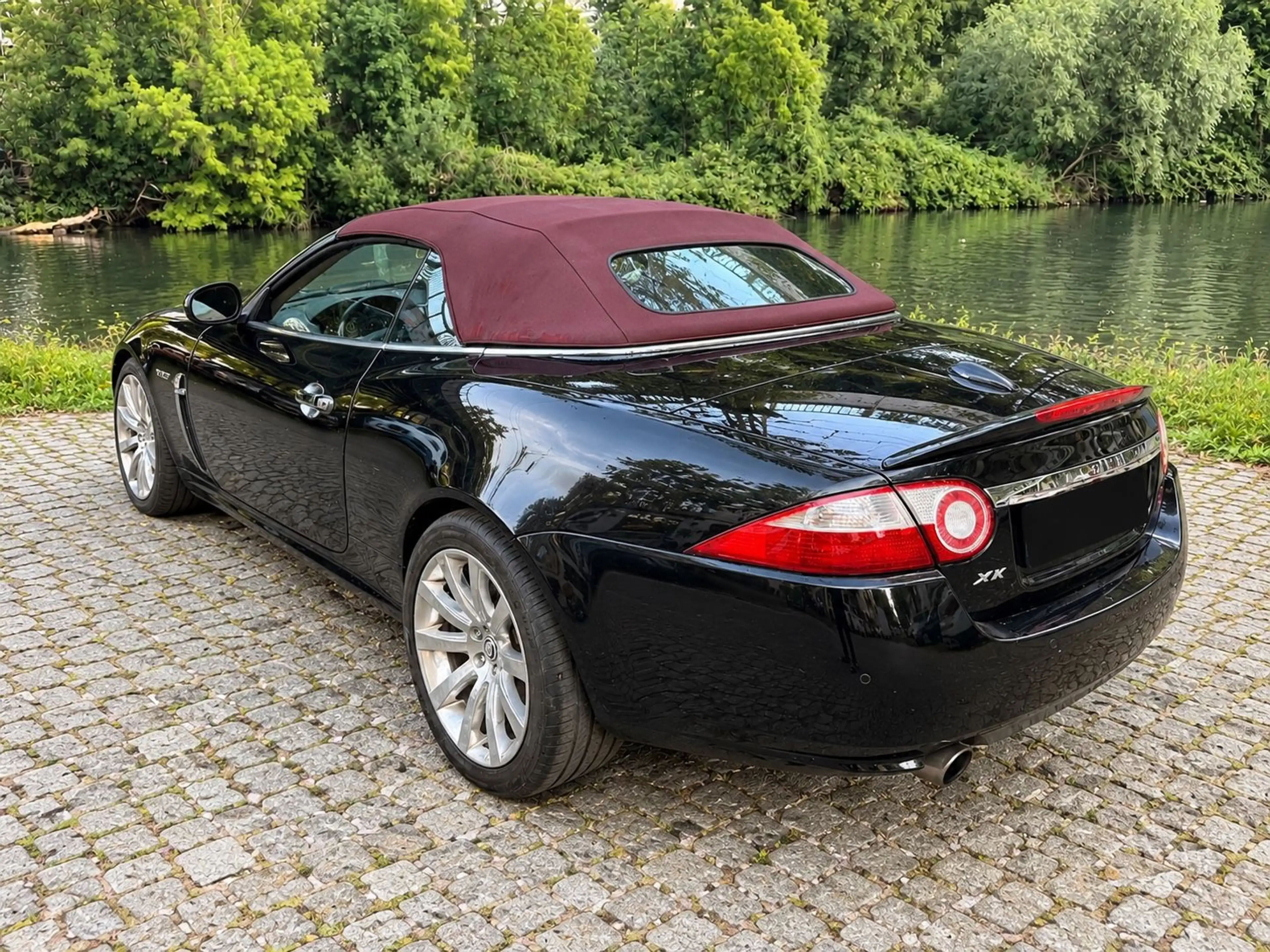 Jaguar XK 4.2L V8 Cabriolet — photo 13