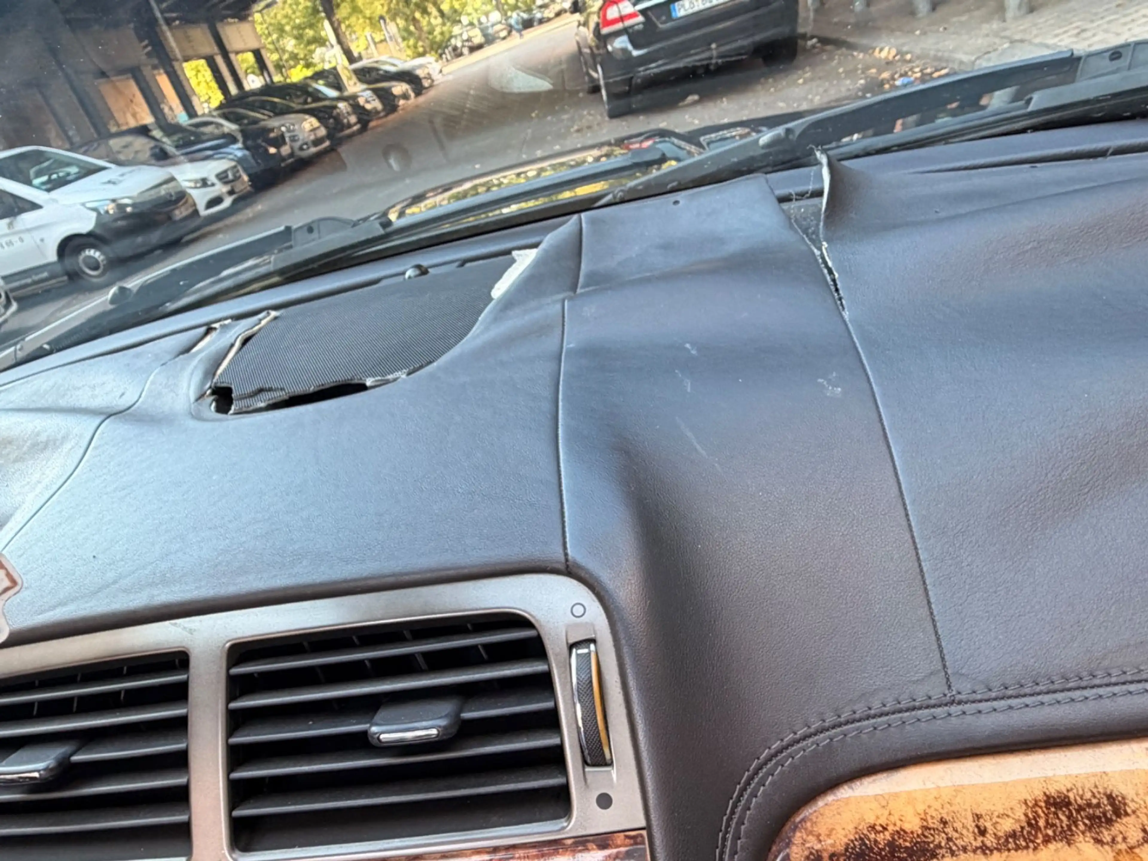 Jaguar XK 4.2L V8 Cabriolet — photo 3