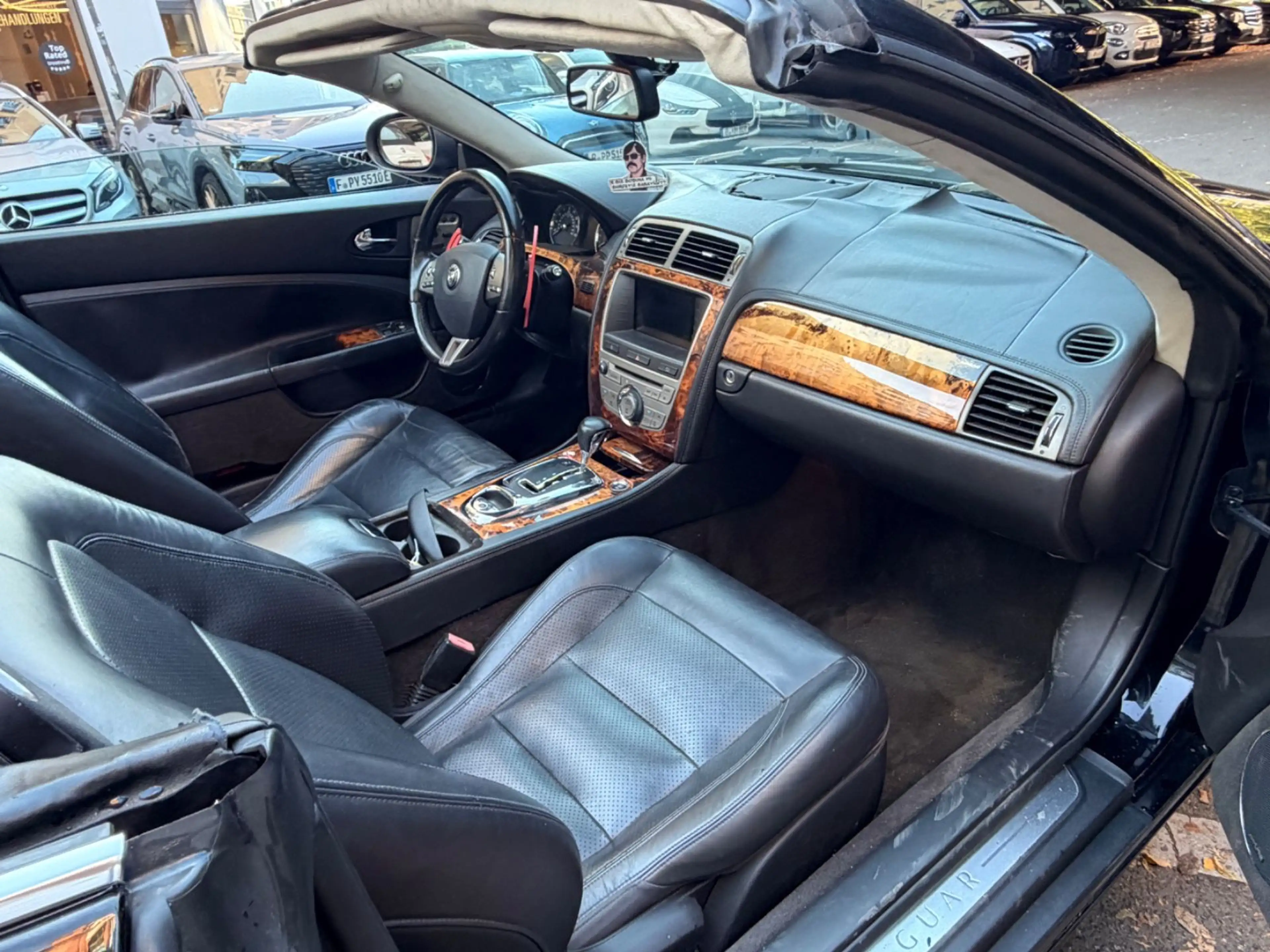 Jaguar XK 4.2L V8 Cabriolet — photo 7