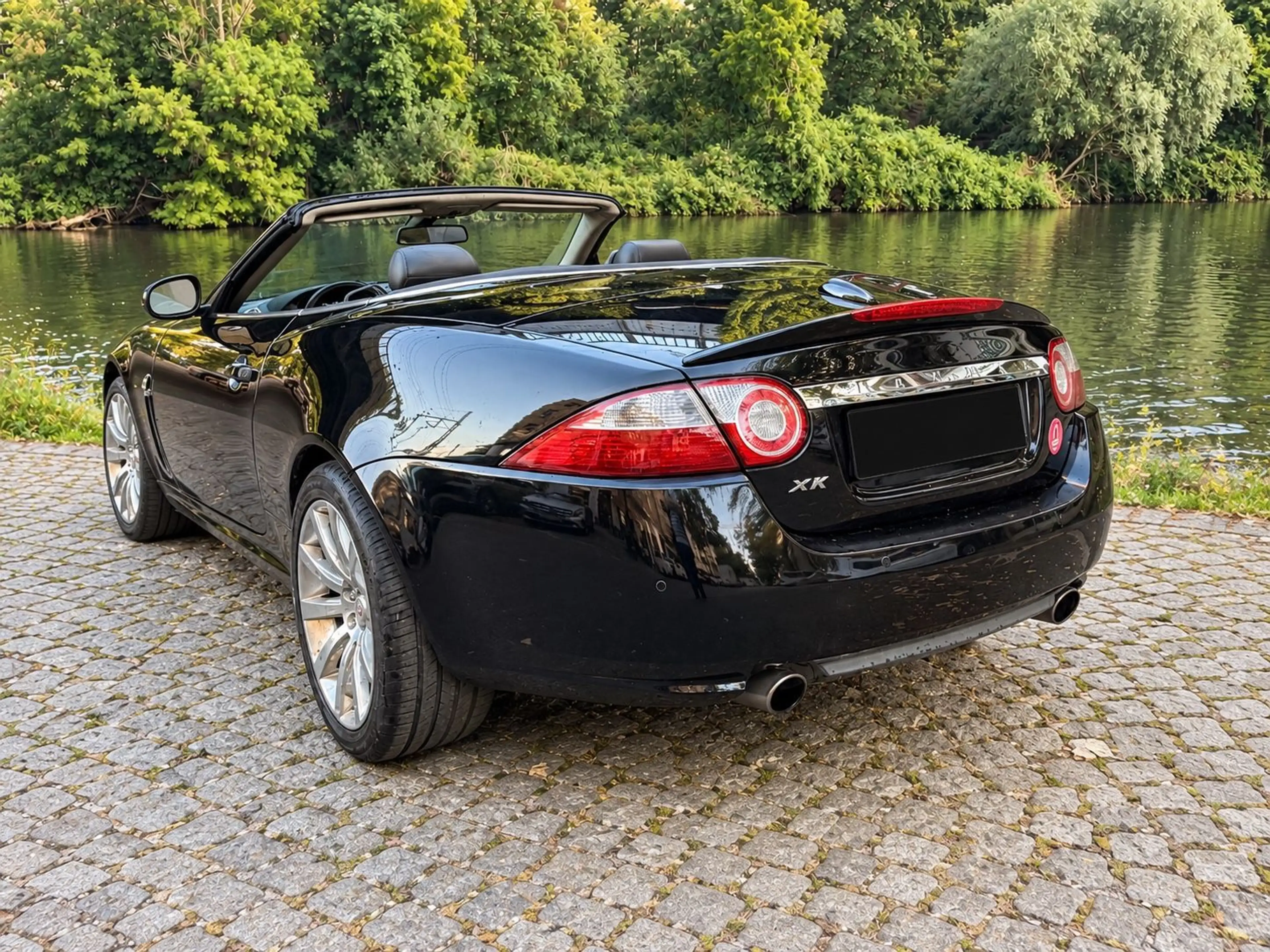 Jaguar XK 4.2L V8 Cabriolet — photo 11