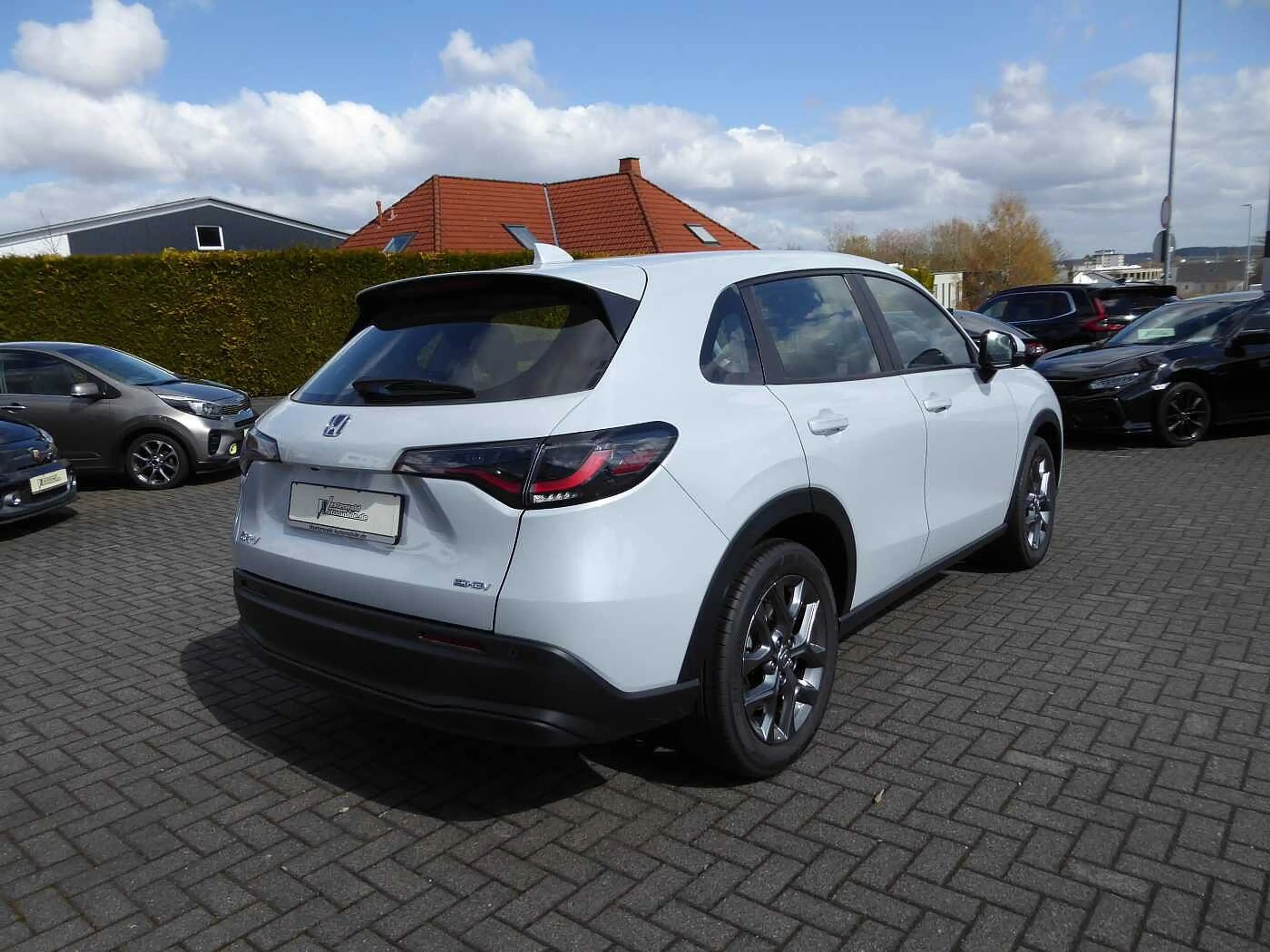 Honda ZR-V Hybrid e:HEV 2.0 i-MMD Elegance — photo 4