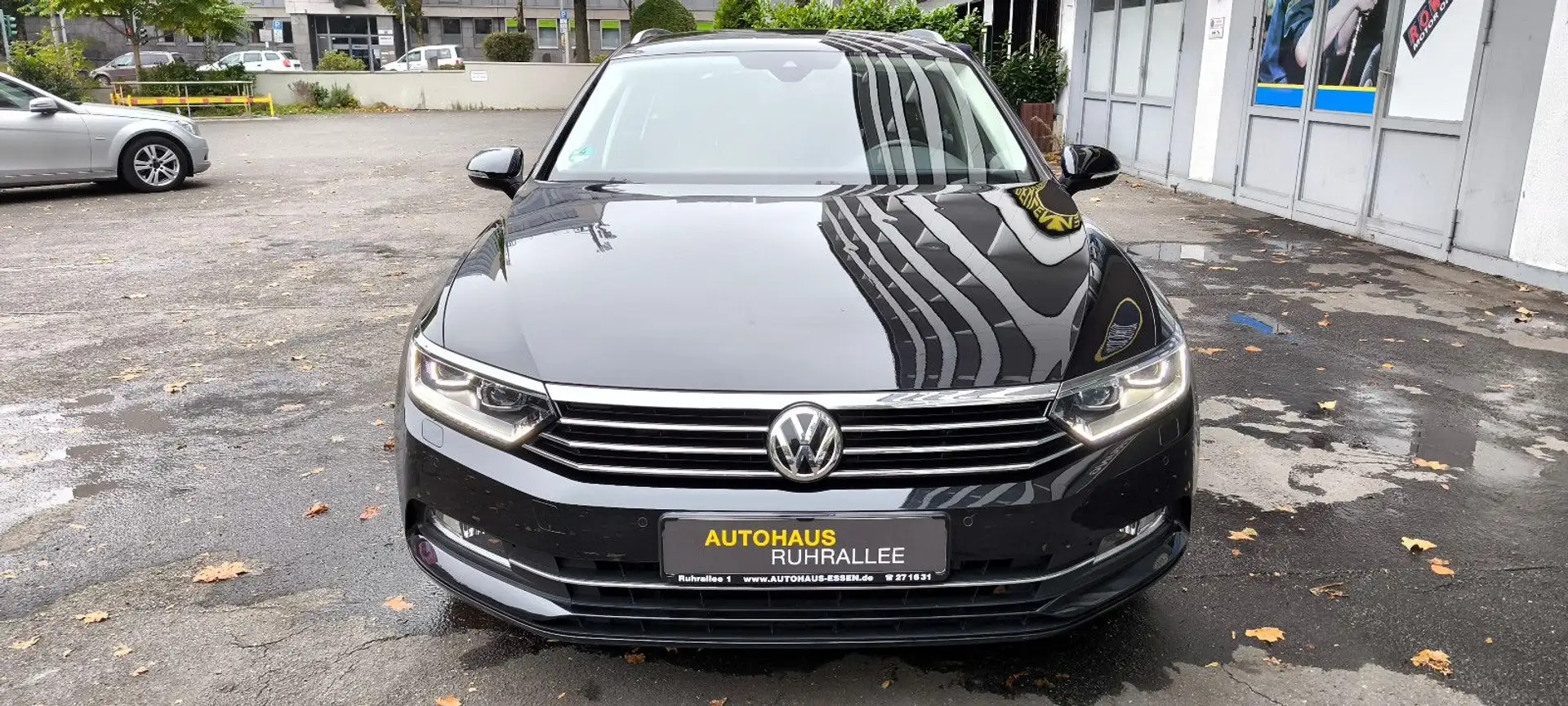 Volkswagen Passat Variant Comfortline, Navi,1.Hand,scheckh. Schwarz - 2