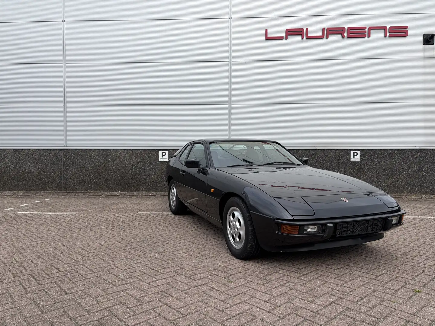 Porsche 924 924 S Automaat Schwarz - 1