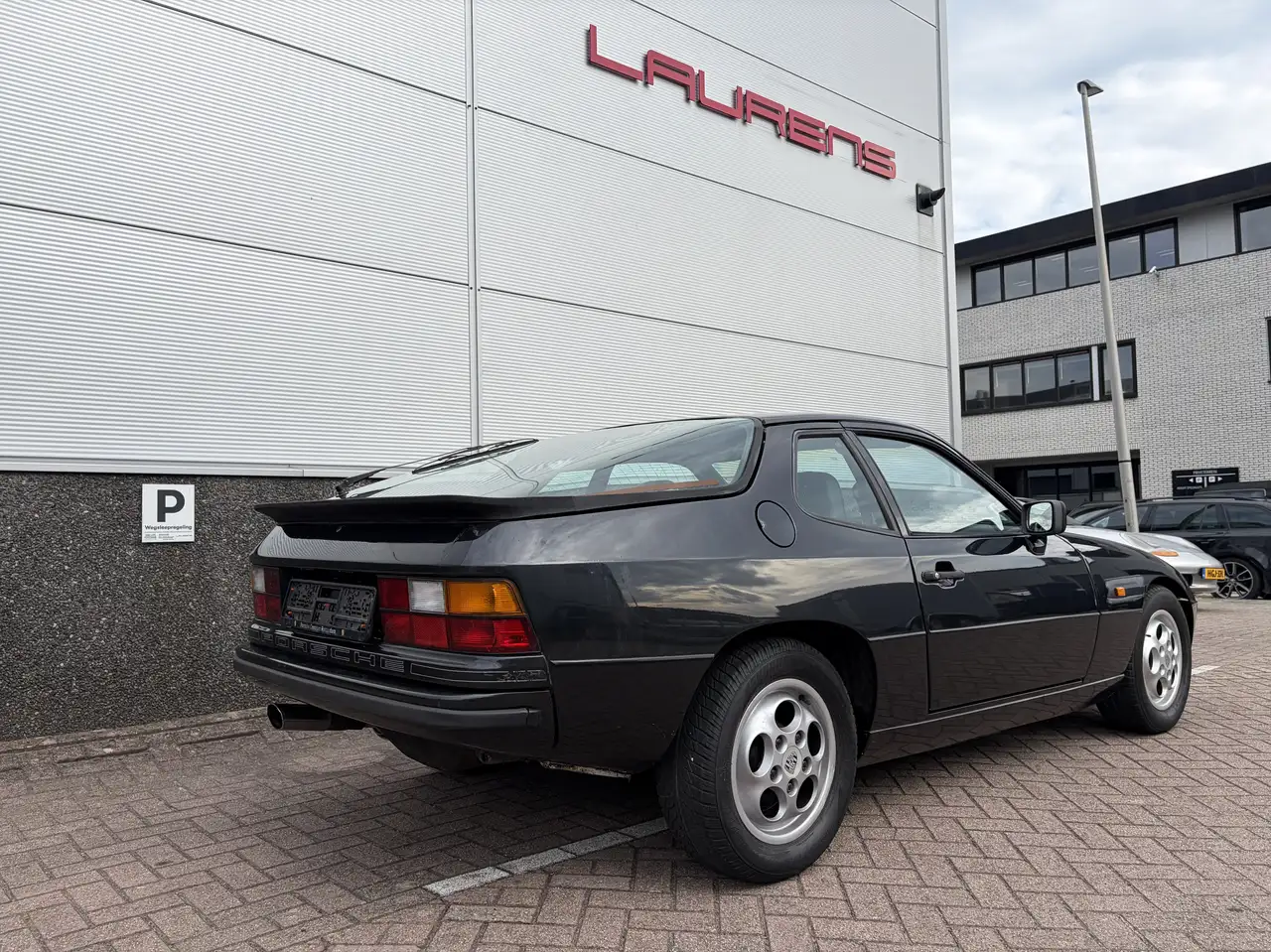 Porsche 924 S Automaat, foto 5