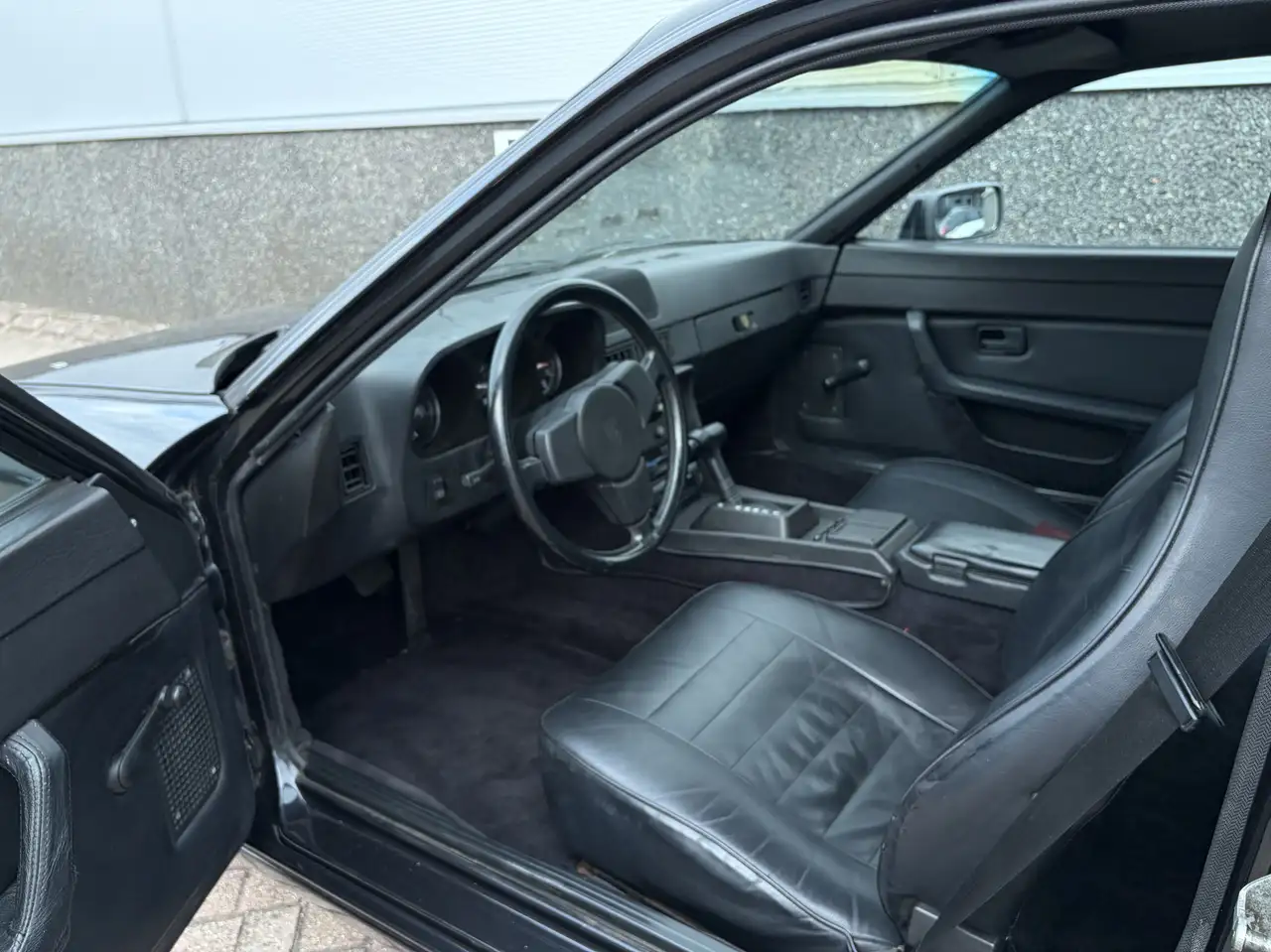Porsche 924 S Automaat, foto 12