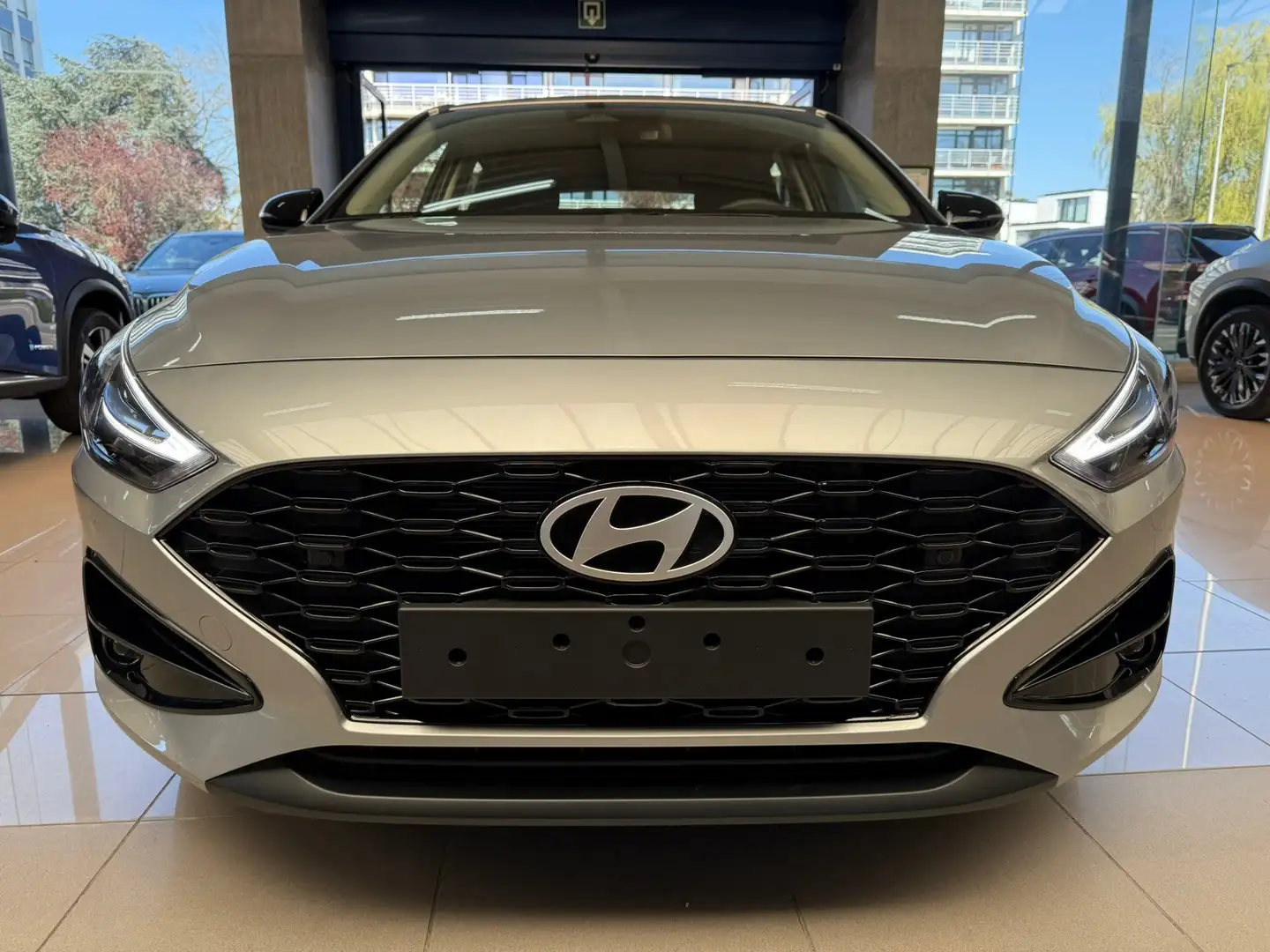 Hyundai i30 1.0 T-GDi Techno AUTOMAAT + GPS/CAMERA-NIEUW !! Grijs - 2