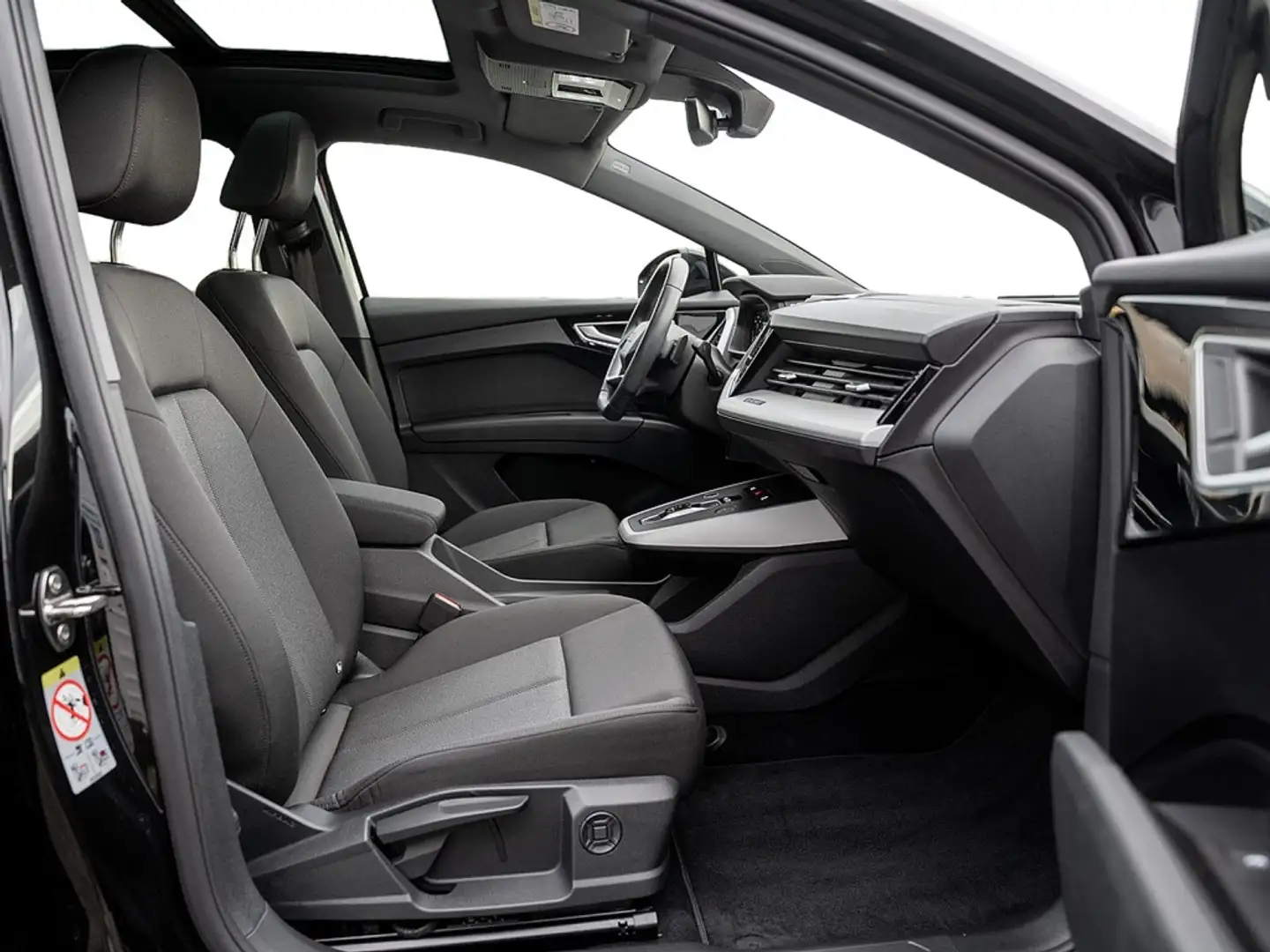 Audi Q4 e-tron Schwarz - 2