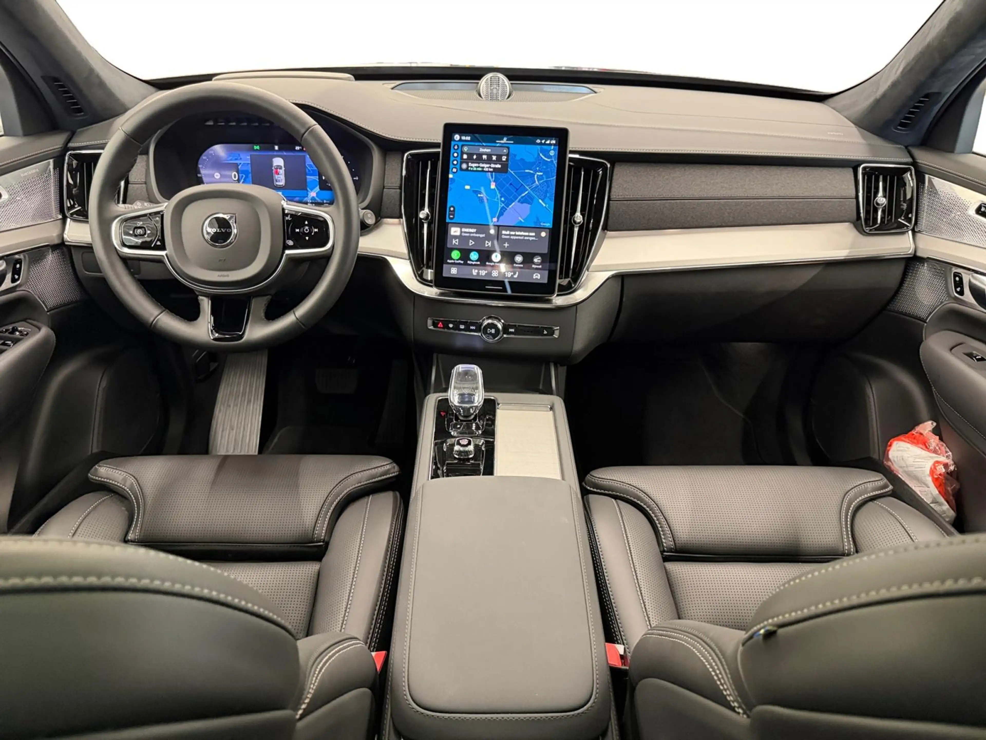 Volvo XC90 T8 Plug-in hybrid AWD Ultra Black Edition | Full o — photo 14