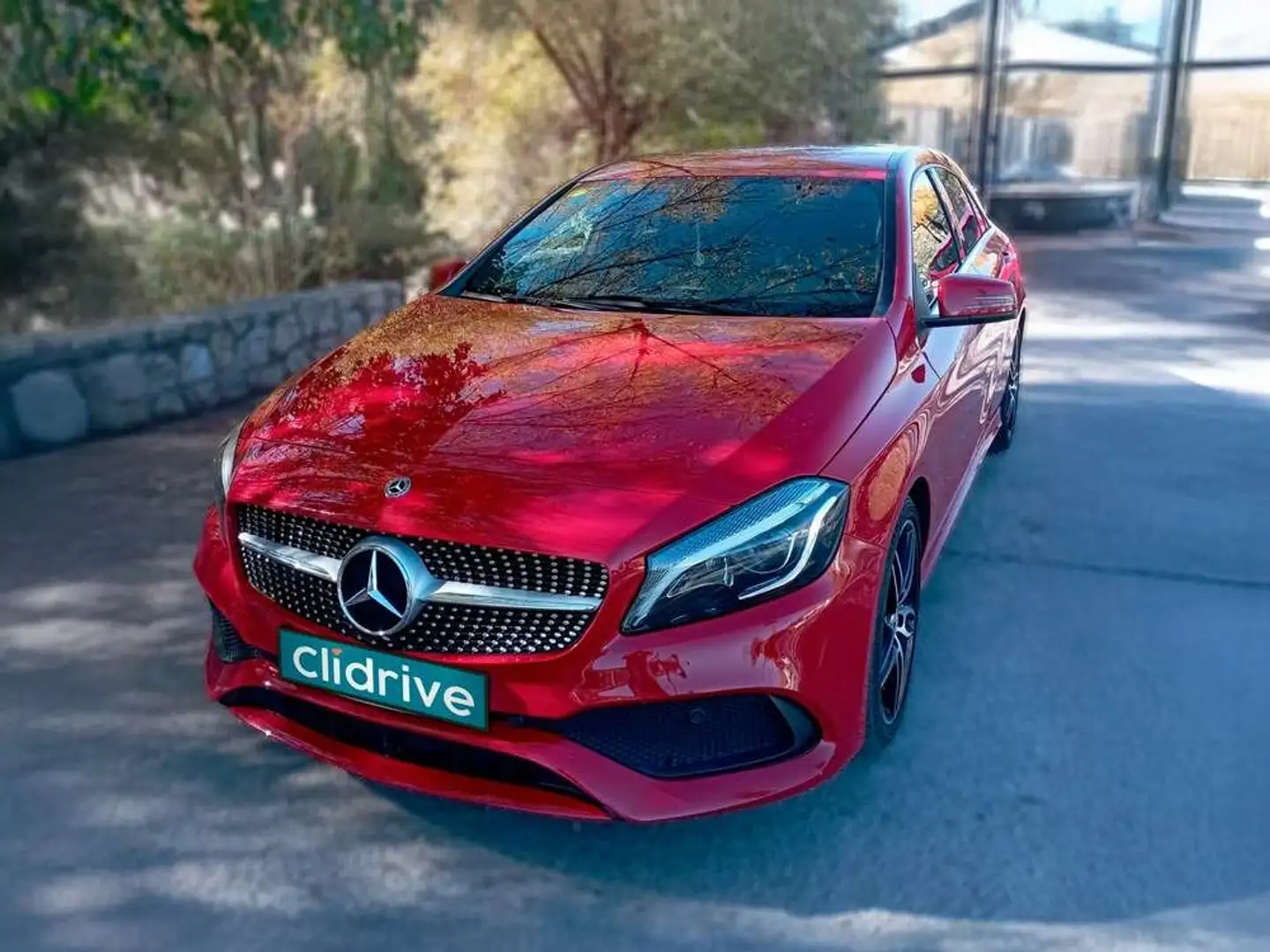 Mercedes-Benz CLA 200 d Rojo - 2