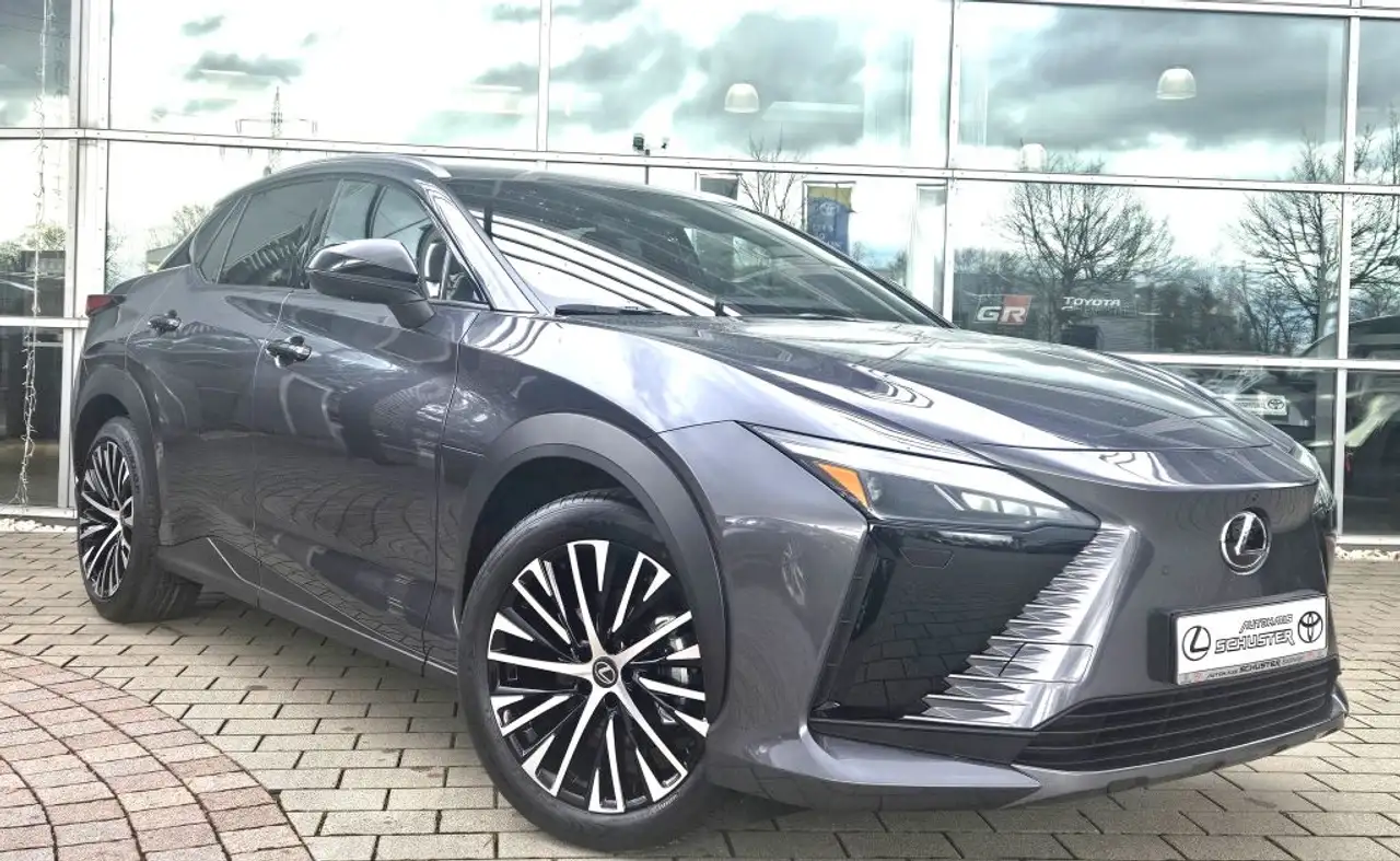 Lexus RZ 500e Executive 4