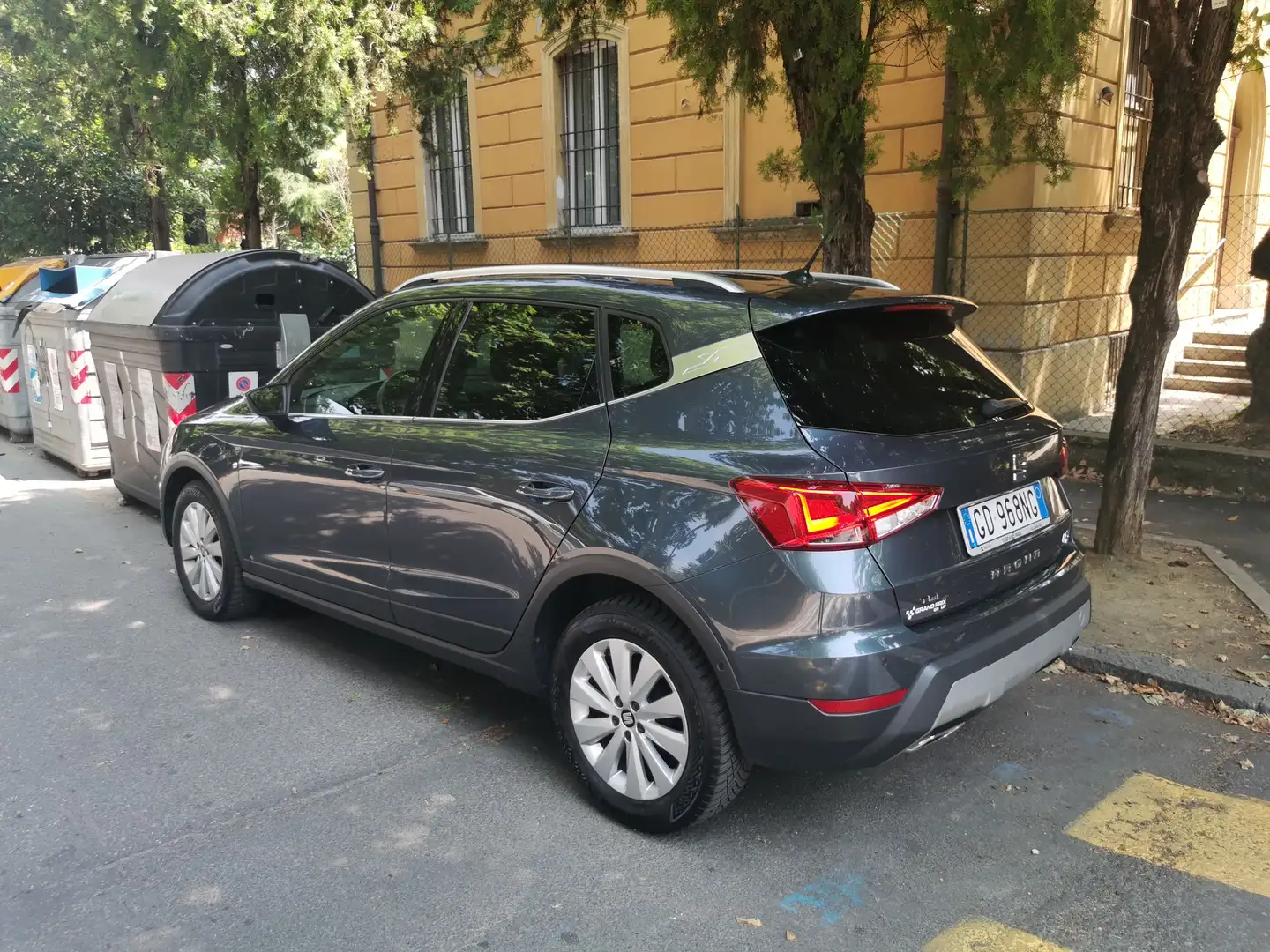 SEAT Arona 1000 tgi fr Nero - 1