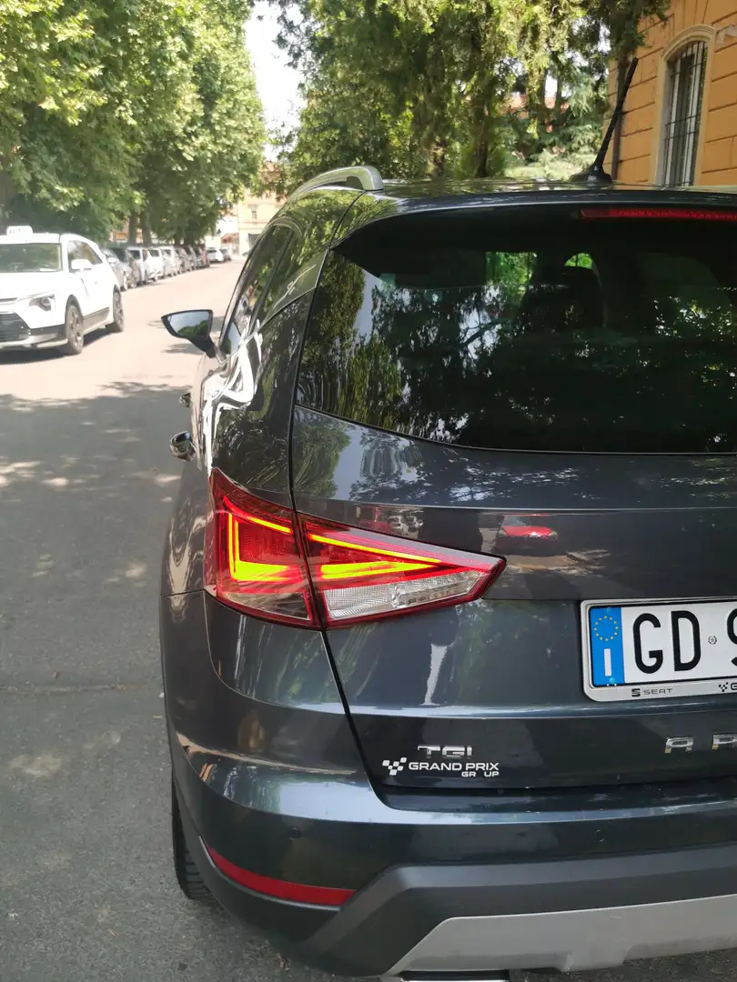 SEAT Arona 1000 tgi fr Nero - 2