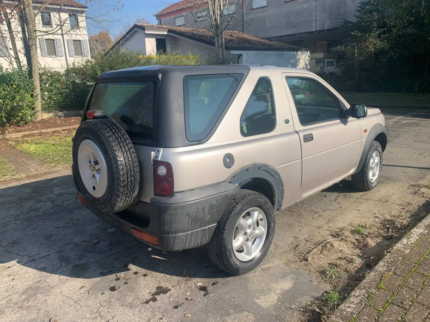 Land Rover Freelander Freelander HB 2.0 di Beige - 2