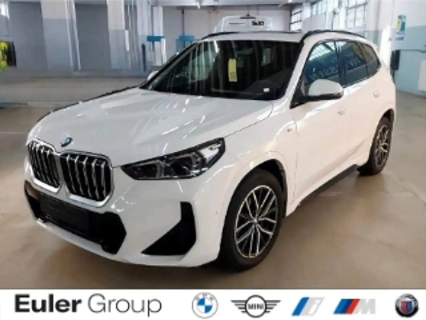 BMW X1 sDrive18i M Sport 18'' Pano ad.M-FW Travel-Pak. ad Weiß - 1