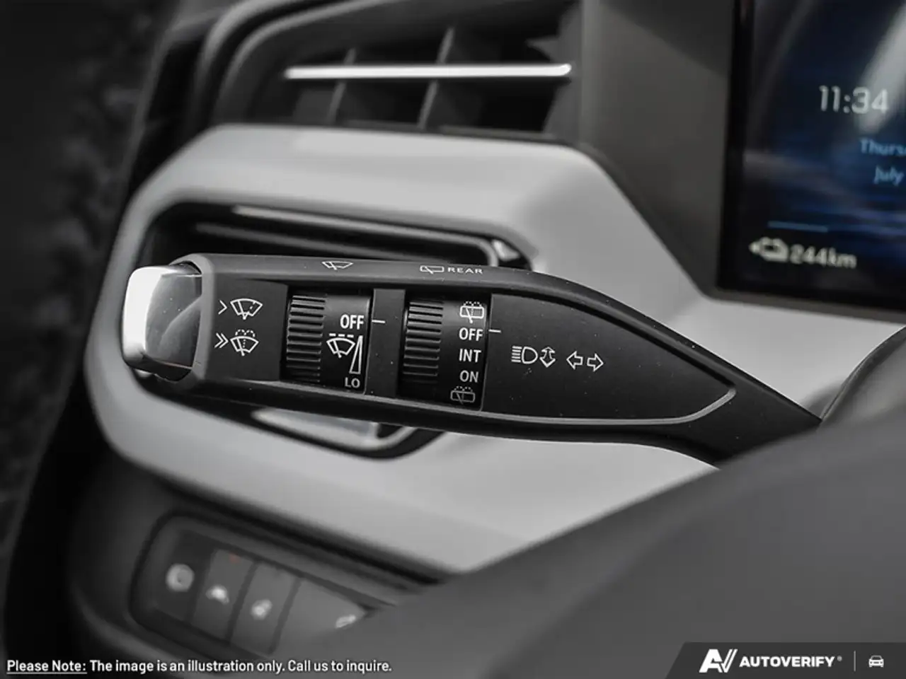 Chevrolet Bolt photo Chevrolet Bolt